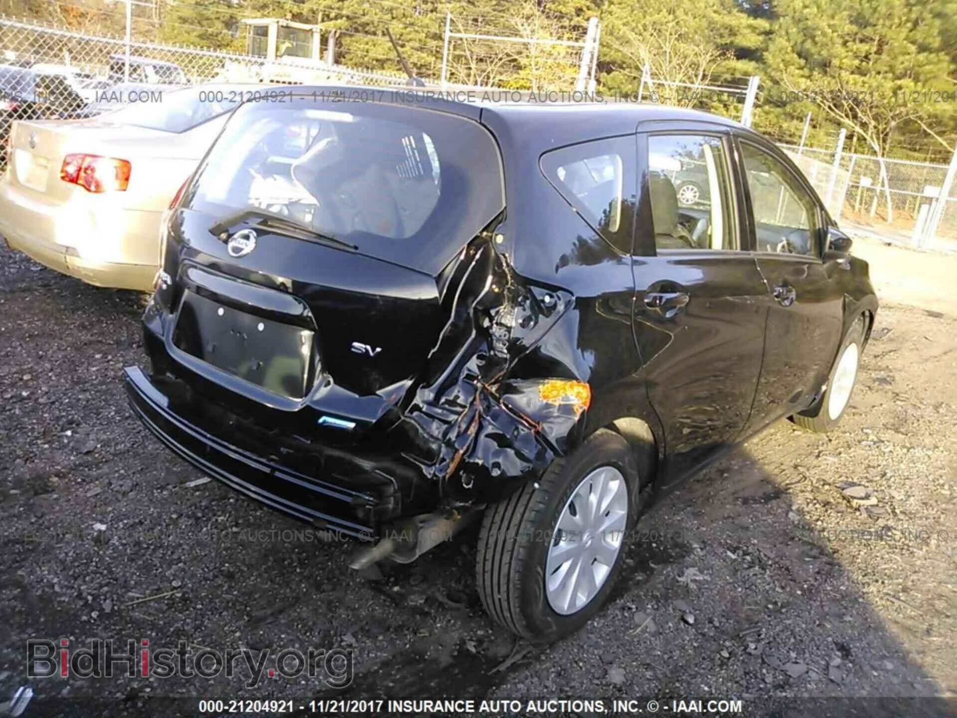 2015 Nissan Versa note - VIN: 3N1CE2CP1FL363392 - Photo 4