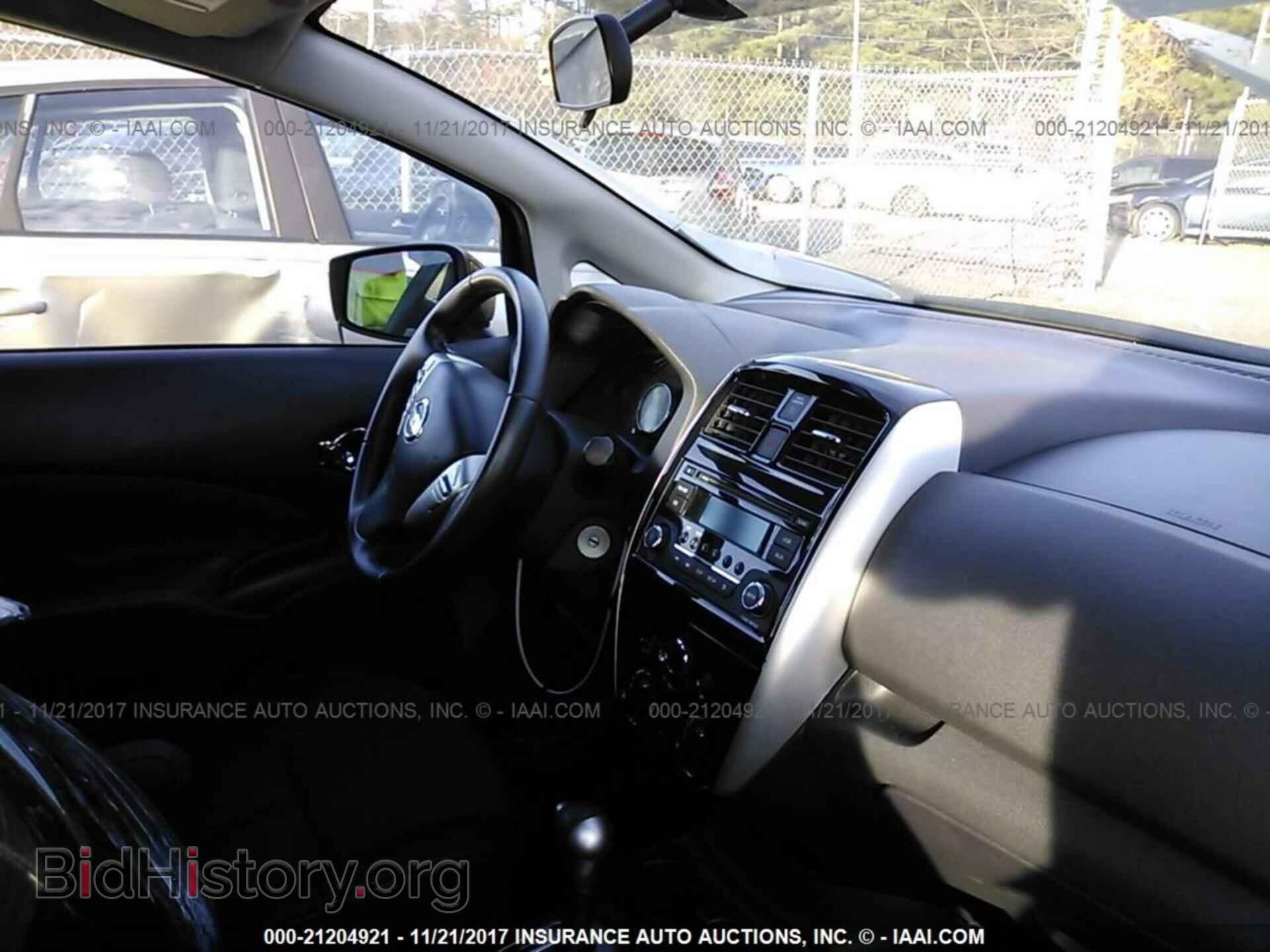2015 Nissan Versa note - VIN: 3N1CE2CP1FL363392 - Photo 5