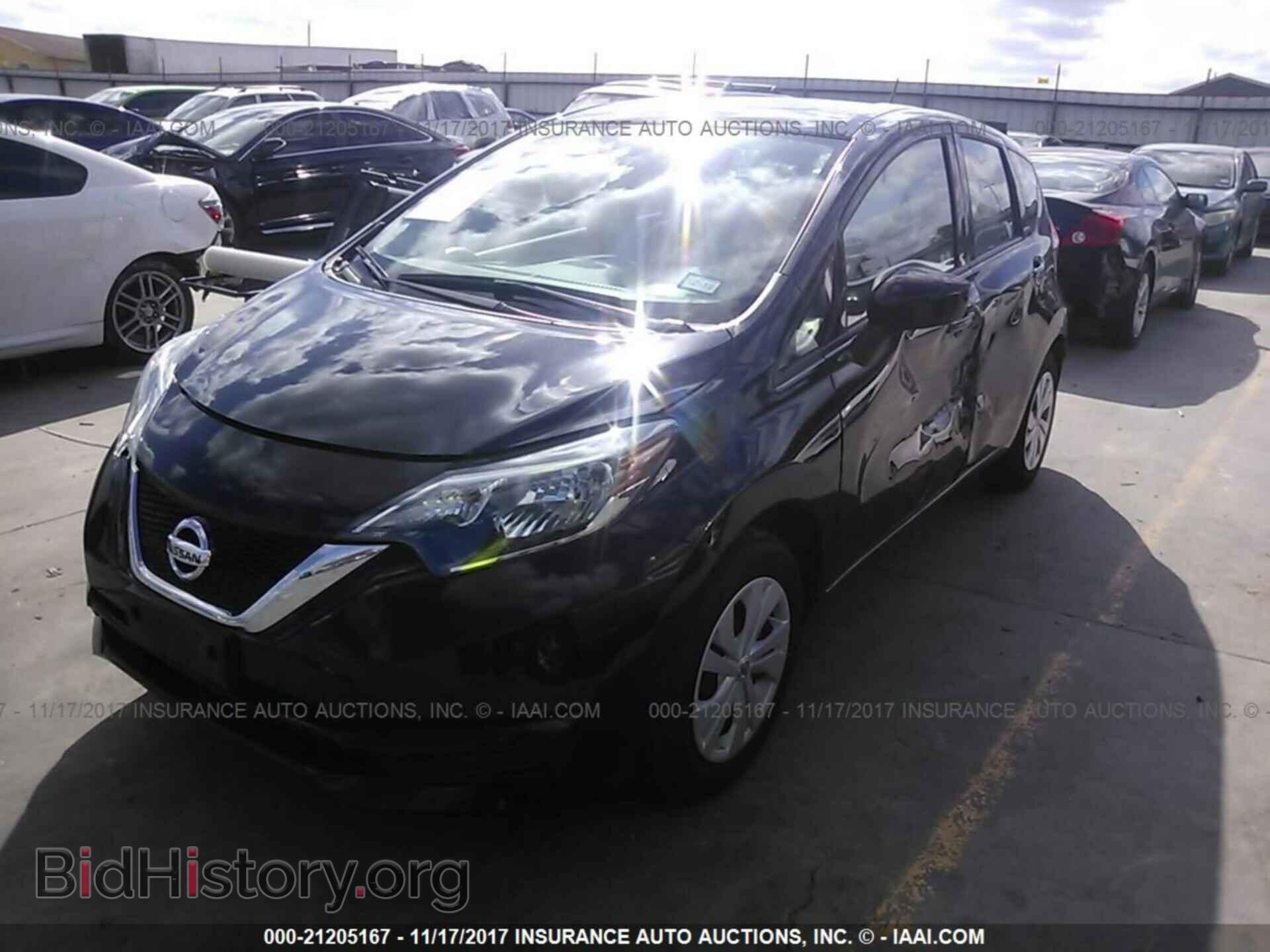 2017 Nissan Versa note - VIN: 3N1CE2CP7HL358197 - Фото 2