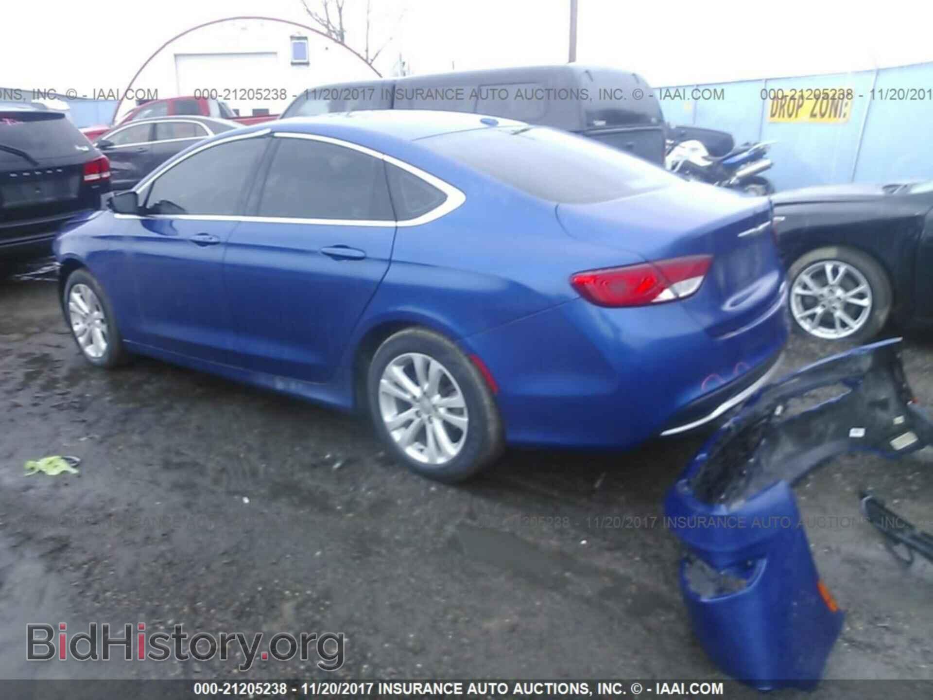 2015 Chrysler 200 - VIN: 1C3CCCAB0FN562177 - Photo 3