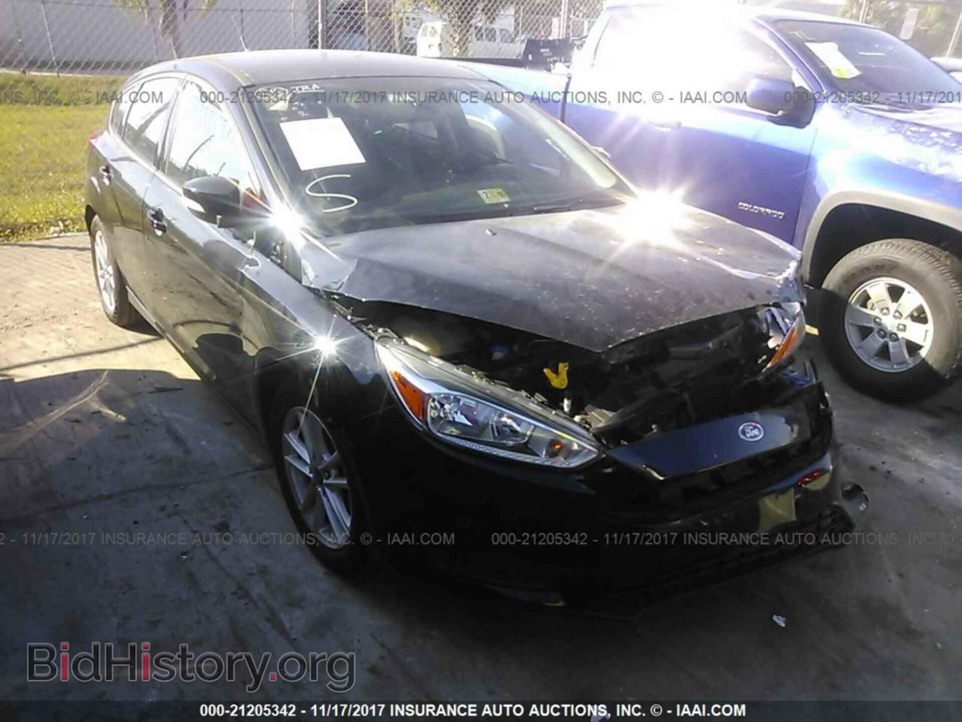 Photo 1FADP3K25HL217055 - Ford Focus 2017