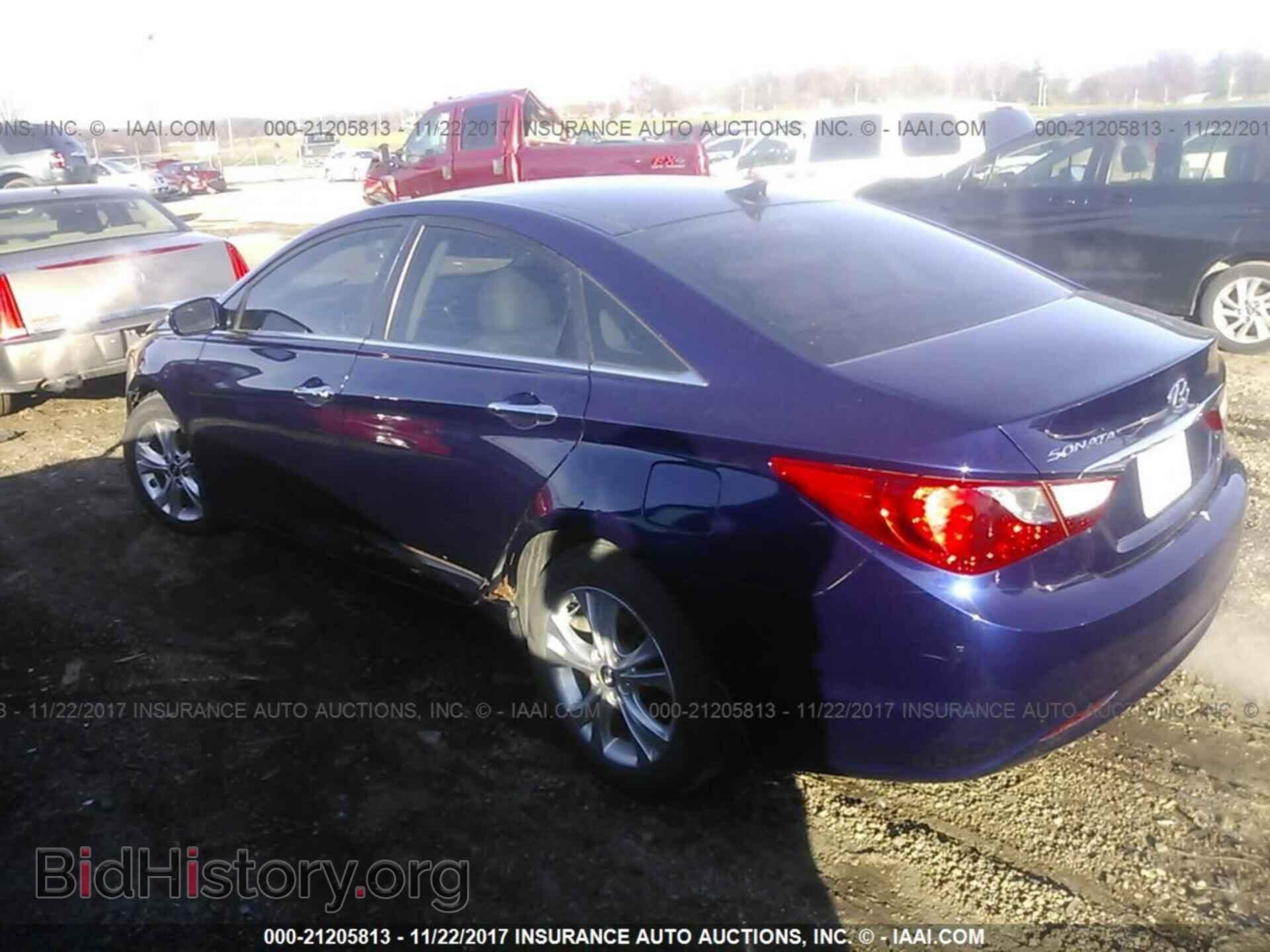 2012 Hyundai Sonata - VIN: 5NPEC4AC8CH363263 - Photo 3