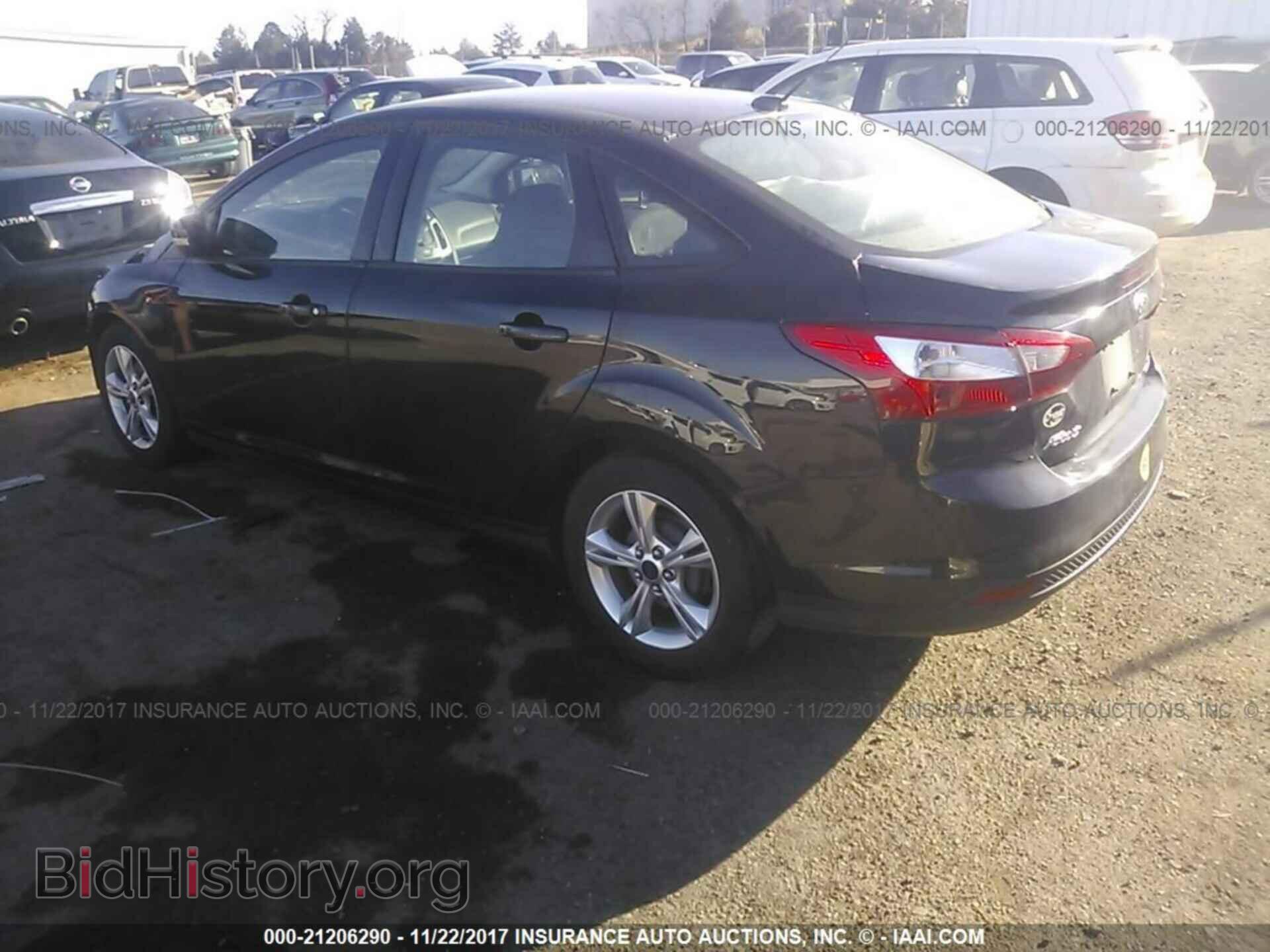 2013 Ford Focus - VIN: 1FADP3F2XDL326700 - Фото 3