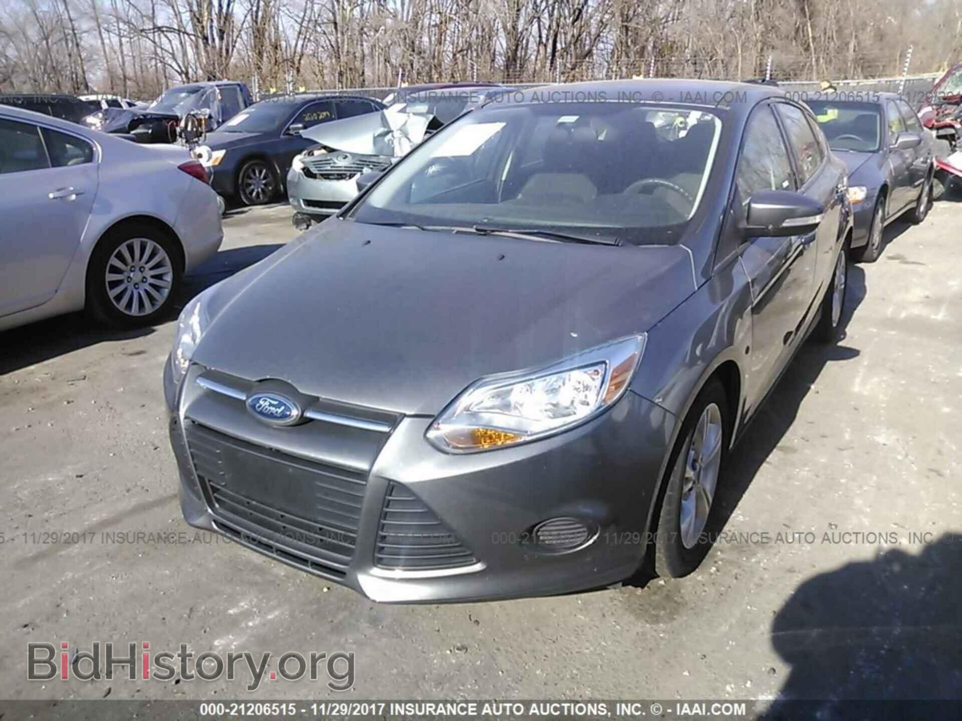 2014 Ford Focus - VIN: 1FADP3K27EL110925 - Photo 2