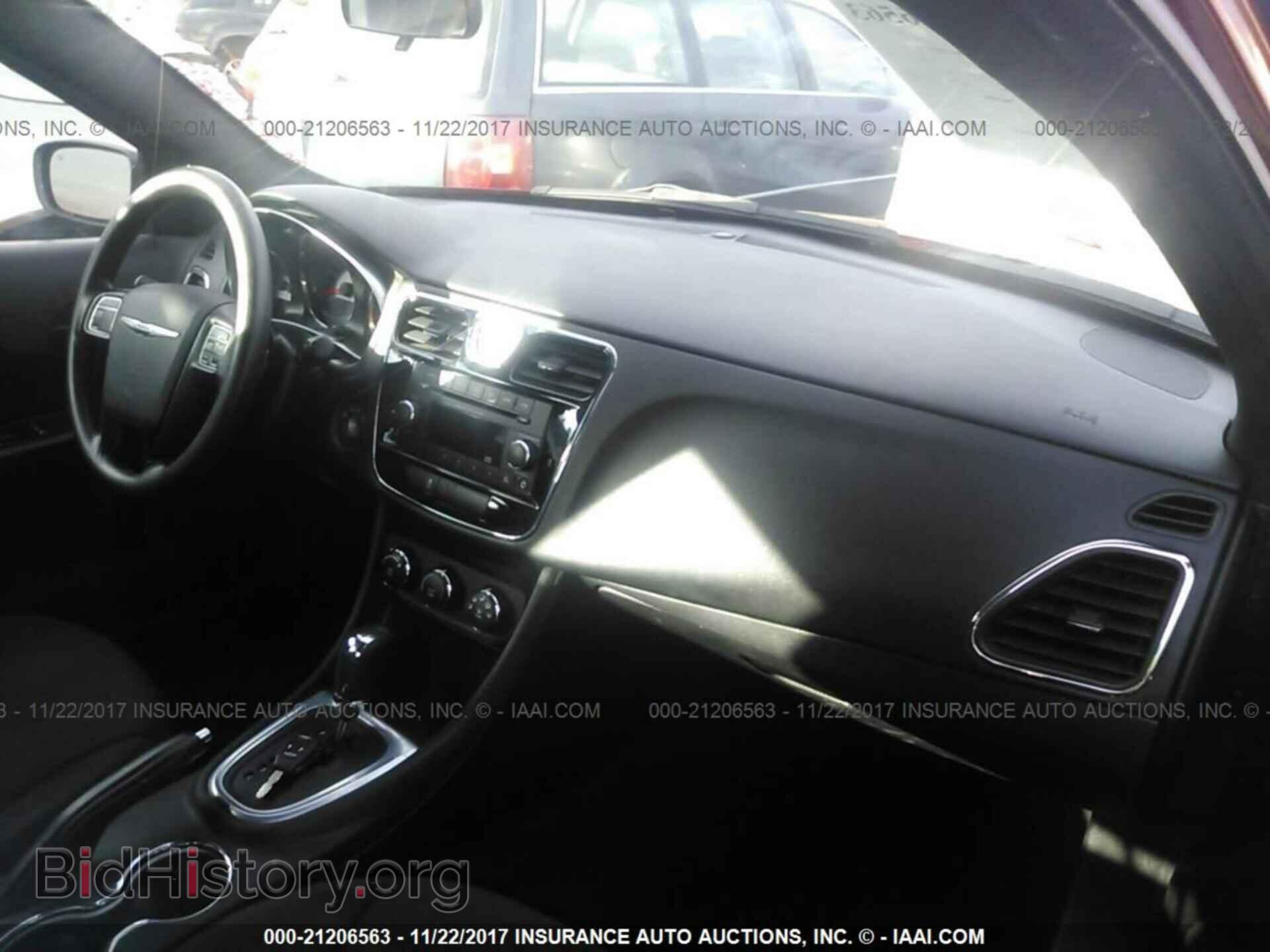 2014 Chrysler 200 - VIN: 1C3CCBAB5EN231099 - Photo 5