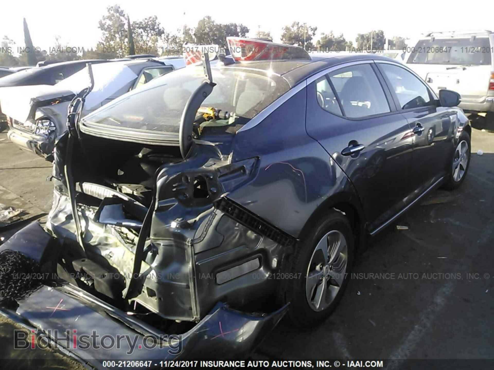 2015 Kia Optima - VIN: KNAGM4AD6F5083261 - Photo 4