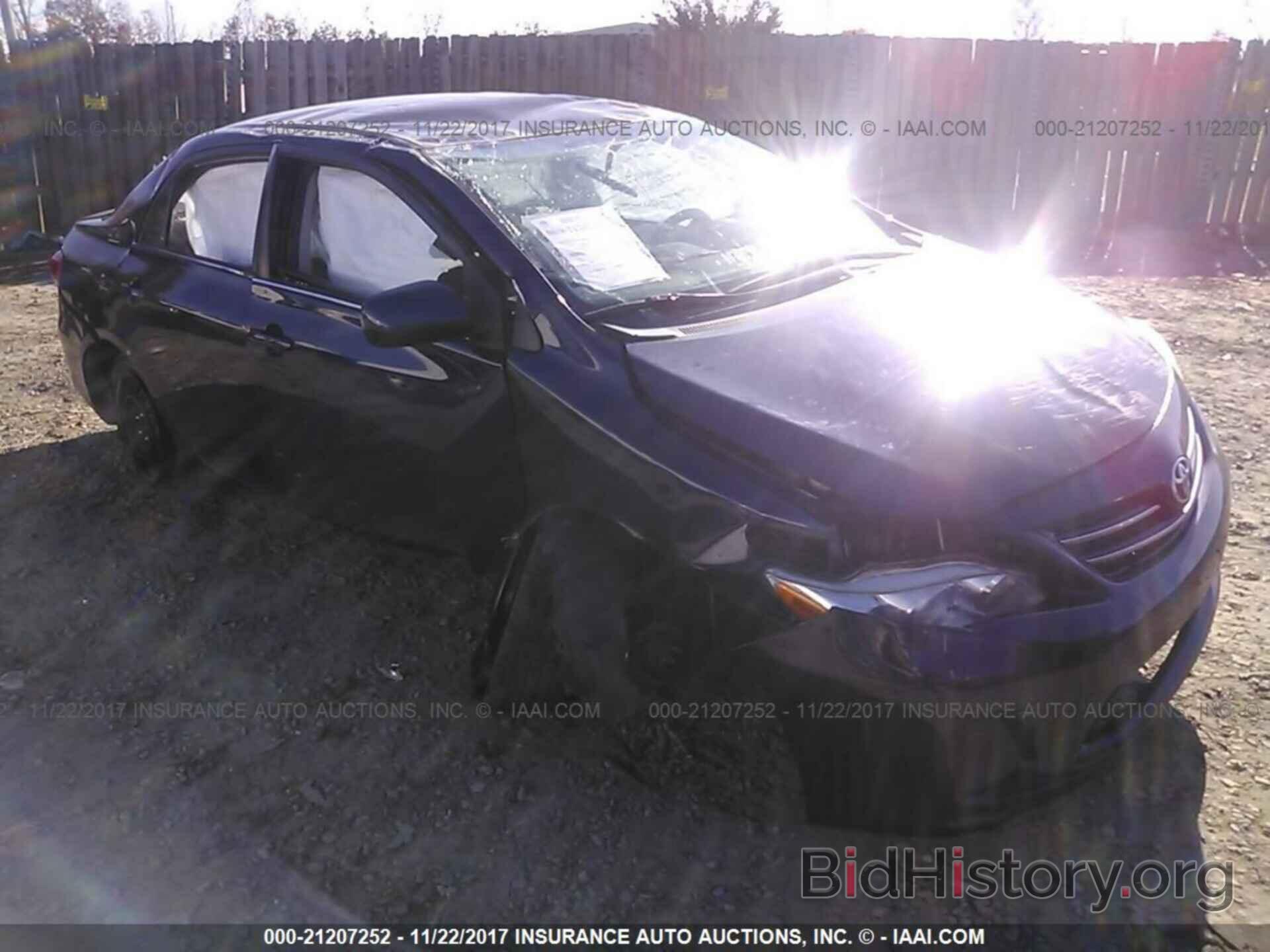 Photo 2T1BU4EE1DC035098 - Toyota Corolla 2013