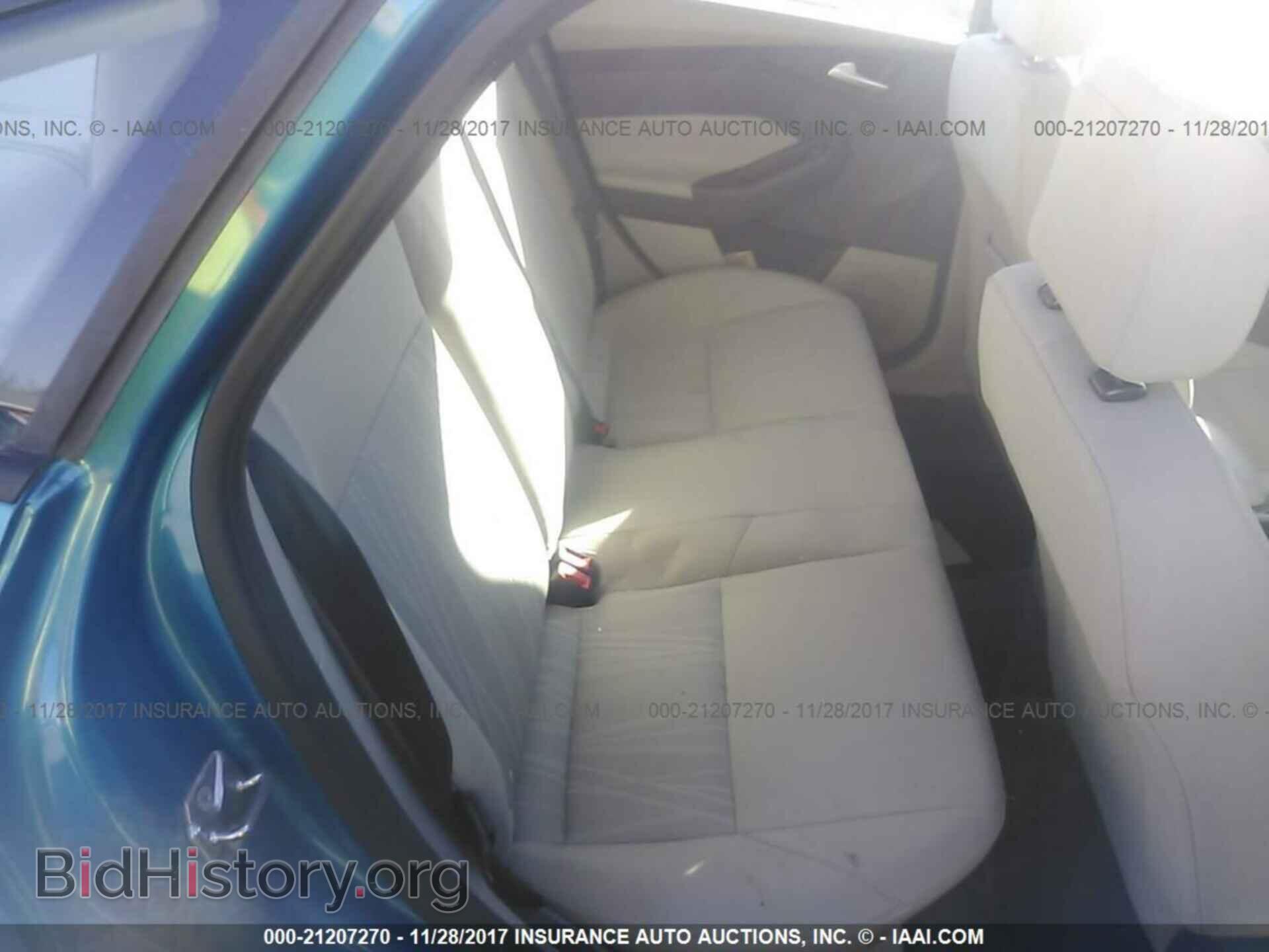 2016 Ford Focus - VIN: 1FADP3F29GL280300 - Photo 8