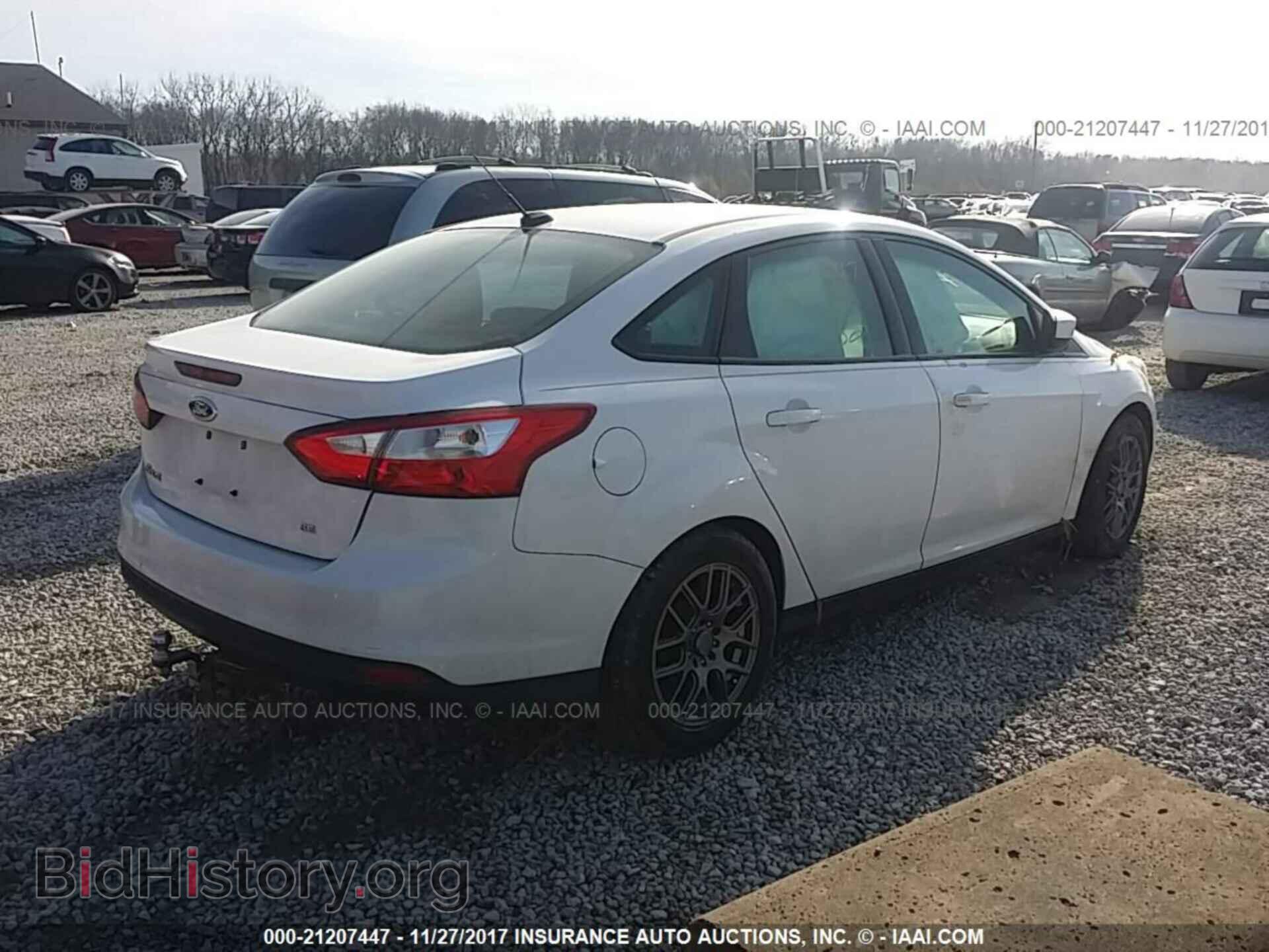 2012 Ford Focus - VIN: 1FAHP3F2XCL211692 - Photo 4