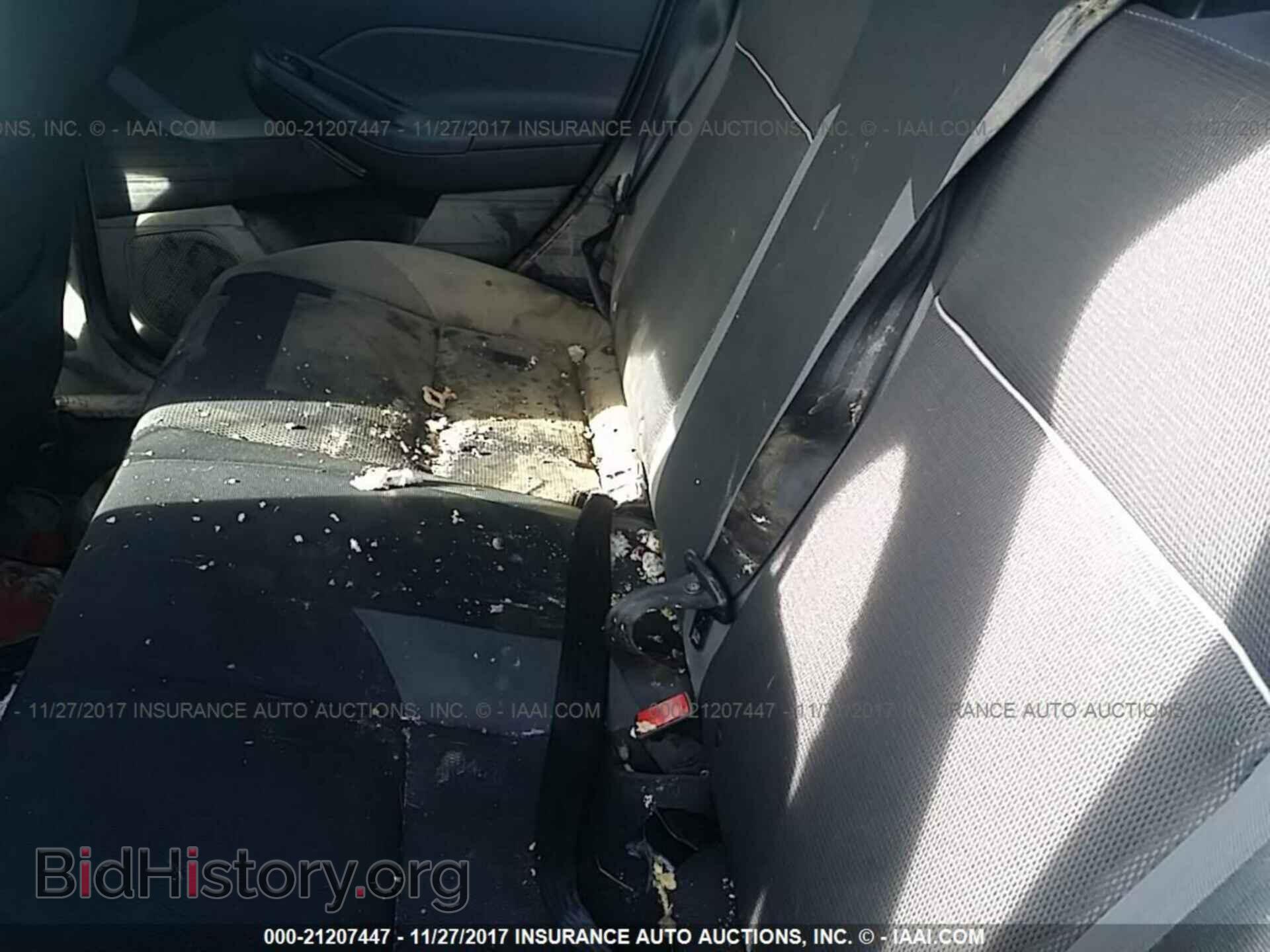 2012 Ford Focus - VIN: 1FAHP3F2XCL211692 - Photo 8