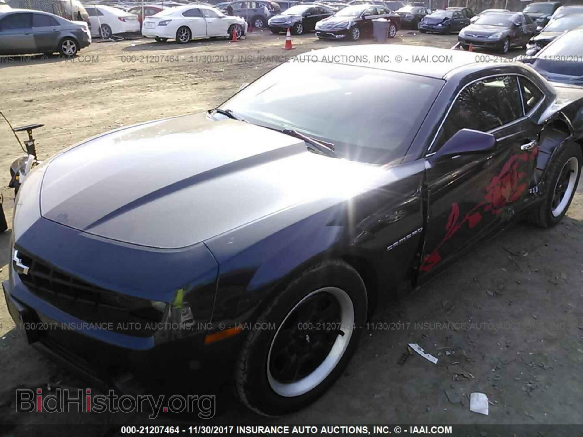 2013 Chevrolet Camaro - VIN: 2G1FA1E37D9209661 - Фото 2