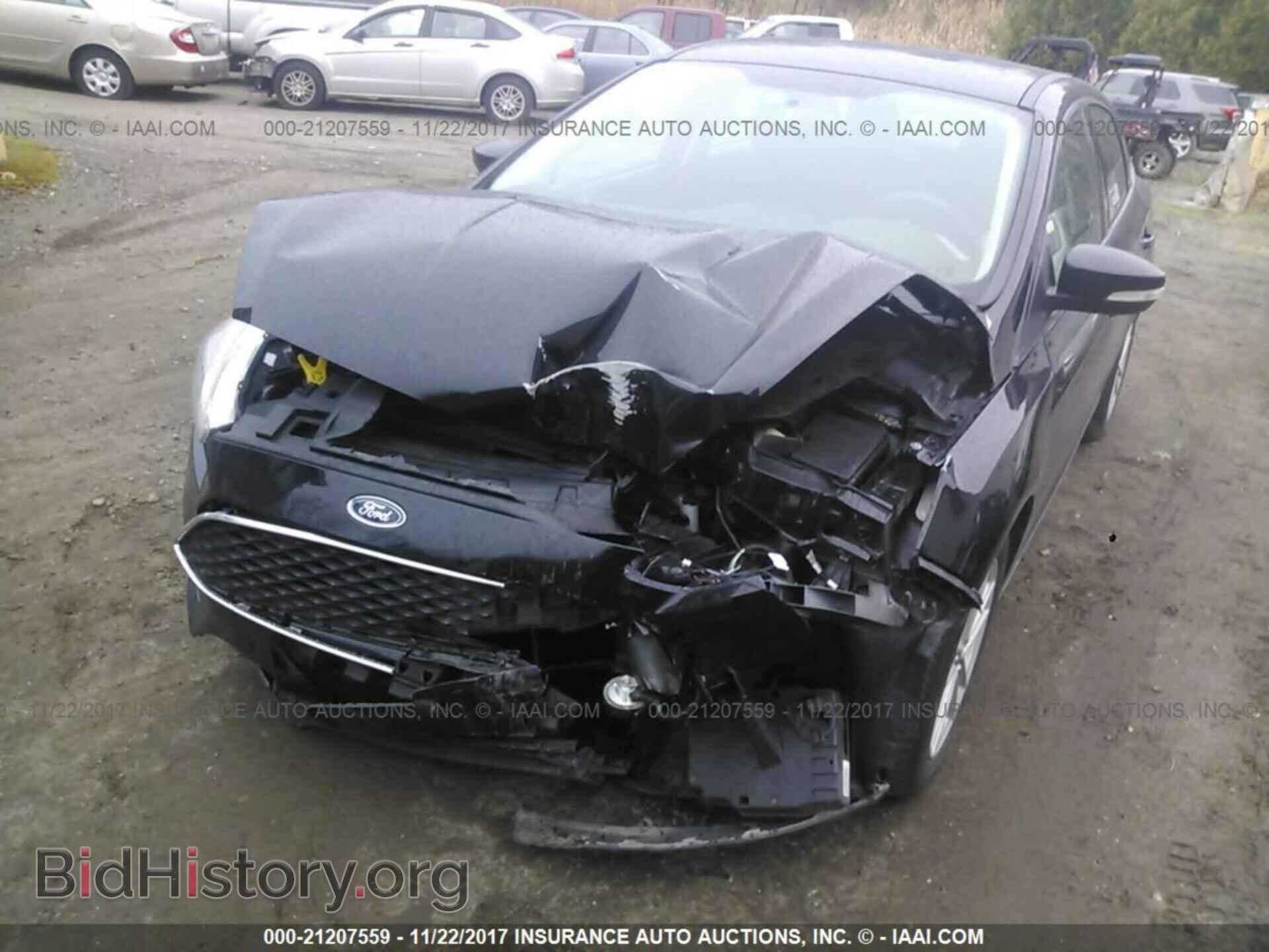2016 Ford Focus - VIN: 1FADP3F28GL272009 - Photo 6