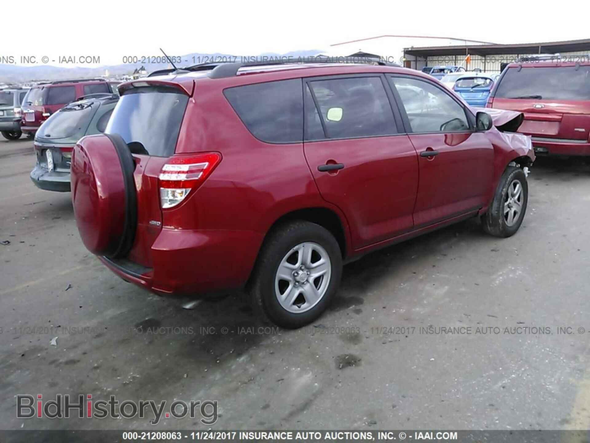2011 Toyota Rav4 - VIN: 2T3BF4DV9BW095628 - Фото 4