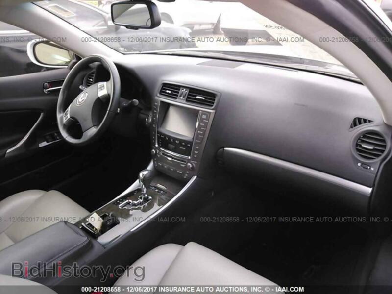2011 Lexus IS (VIN JTHFF2C29B2518163) — фото 5 из 10