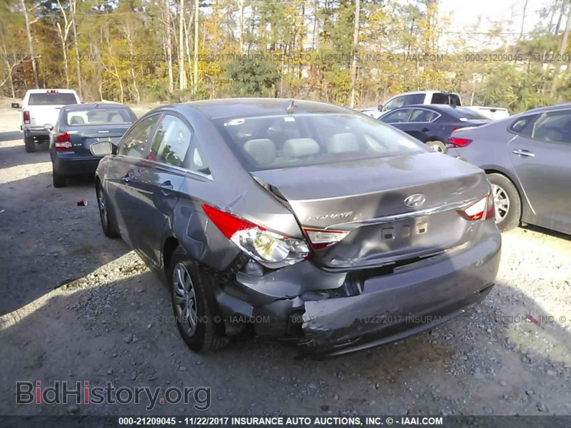 2012 Hyundai Sonata - VIN: 5NPEB4AC6CH450114 - Photo 3