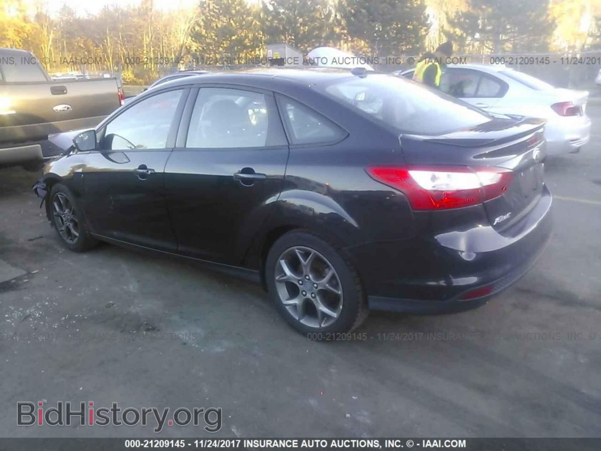 2013 Ford Focus - VIN: 1FADP3F20DL138963 - Фото 3