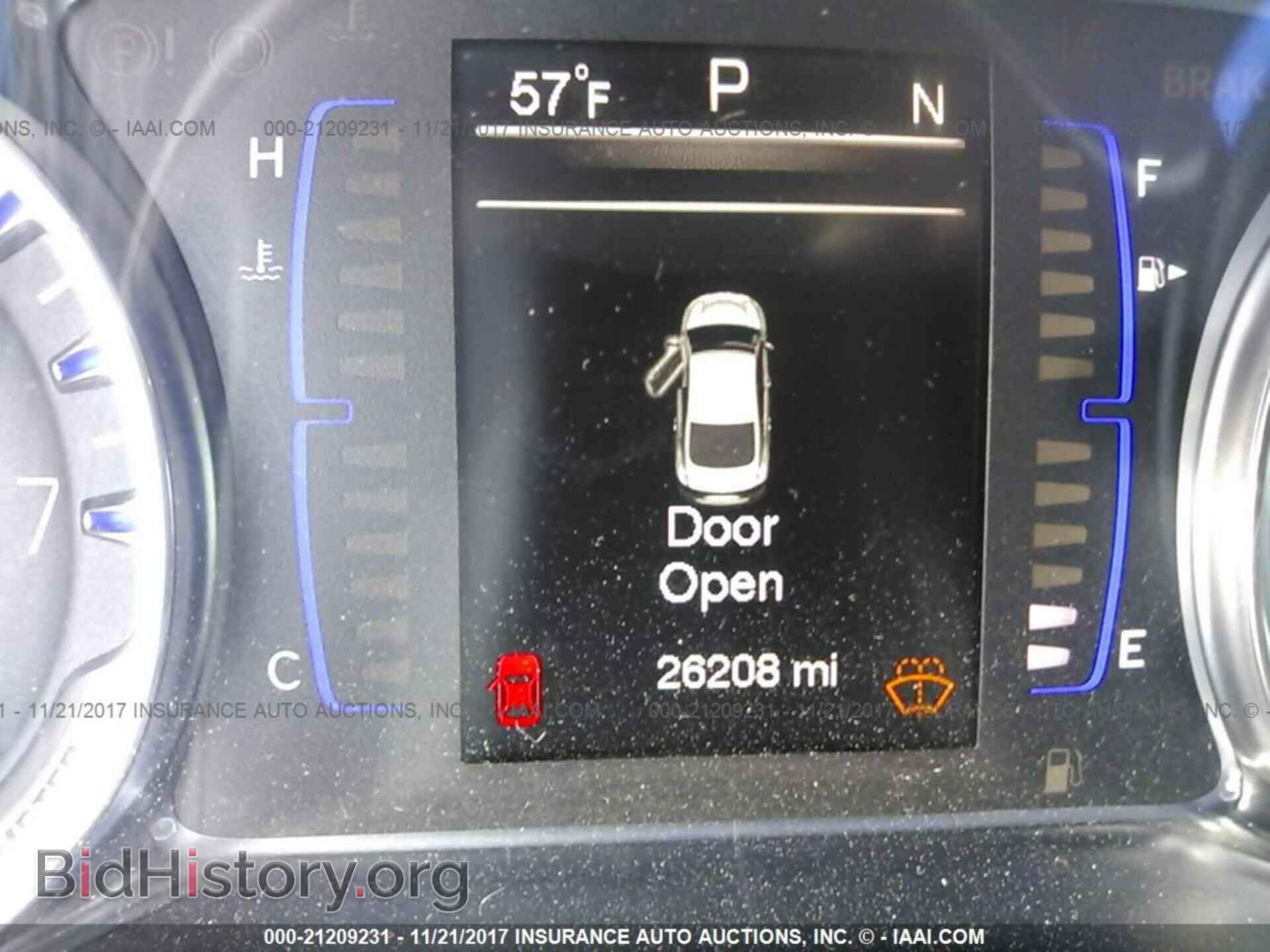 2017 Chrysler 200 - VIN: 1C3CCCAB3HN511906 - Фото 7