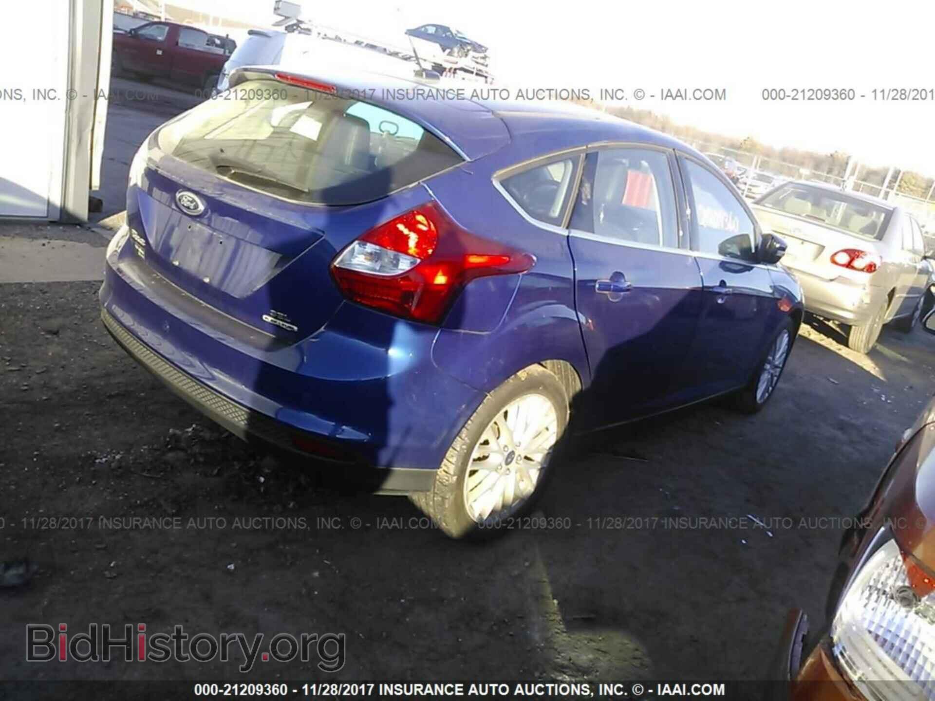 2012 Ford Focus - VIN: 1FAHP3M2XCL373907 - Фото 4