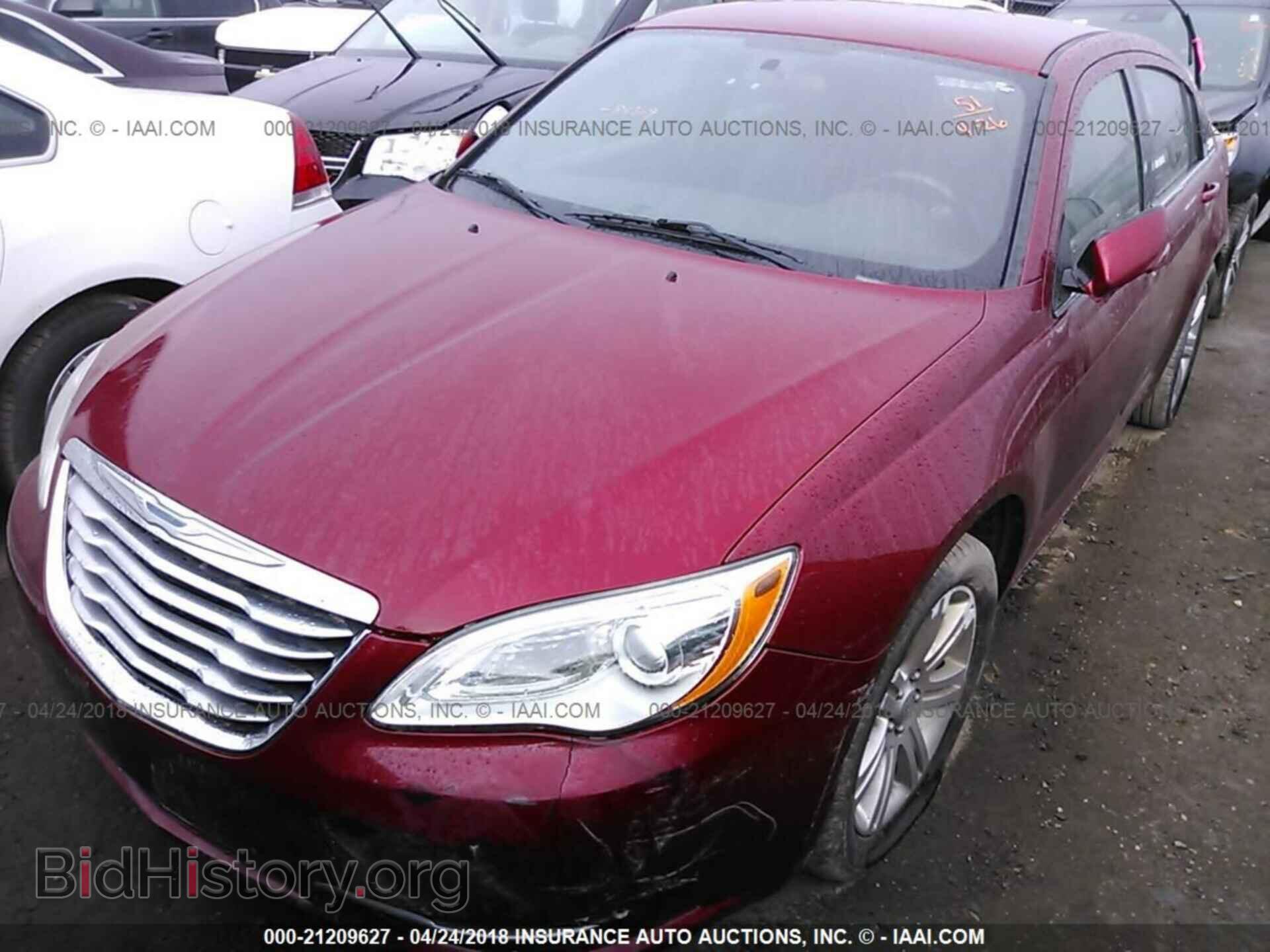 2013 Chrysler 200 - VIN: 1C3CCBBB2DN743366 - Photo 2