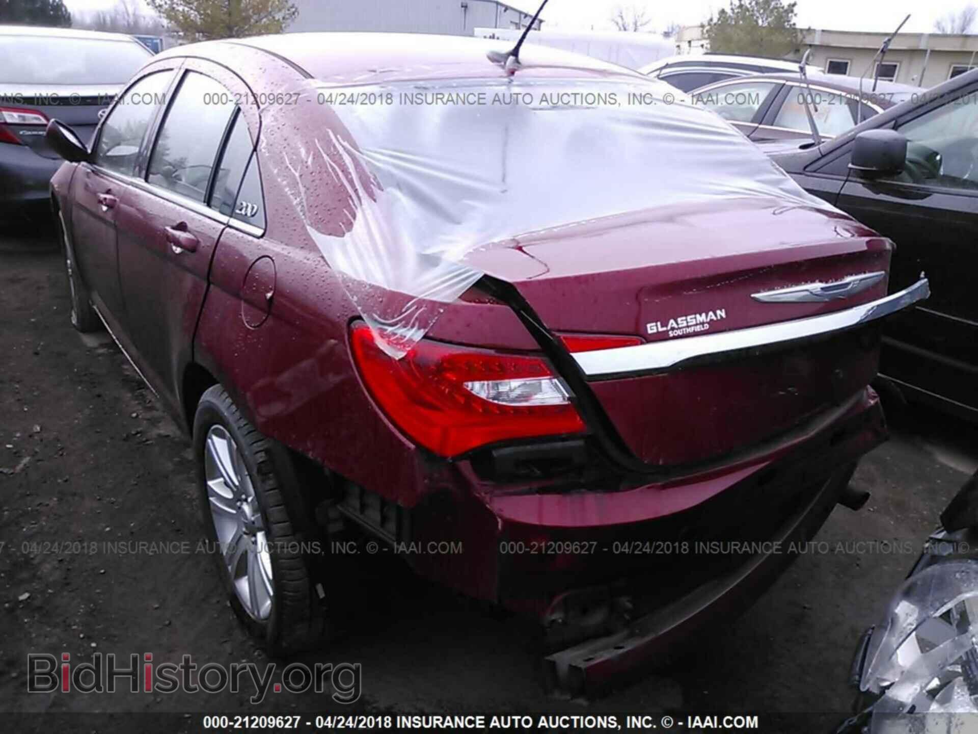 2013 Chrysler 200 - VIN: 1C3CCBBB2DN743366 - Photo 3