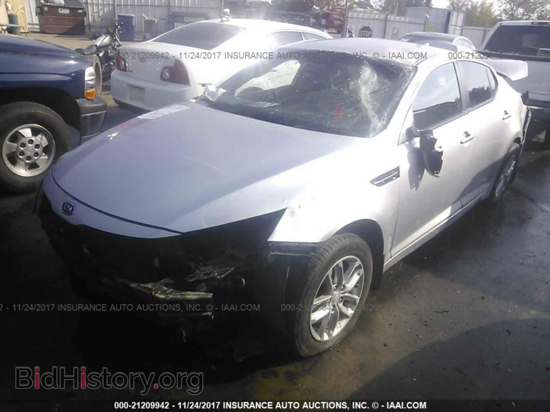 2012 Kia Optima - VIN: 5XXGM4A77CG036258 - Photo 2