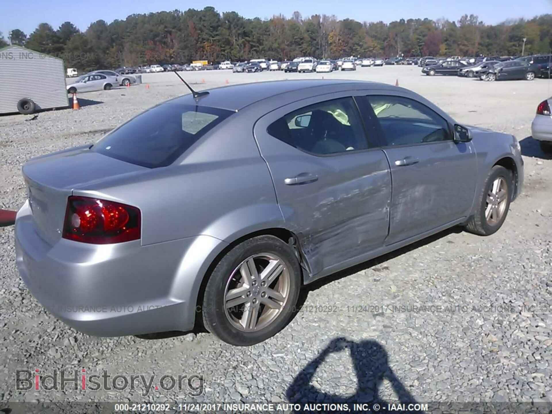 2013 Dodge Avenger - VIN: 1C3CDZCB5DN662057 - Photo 4