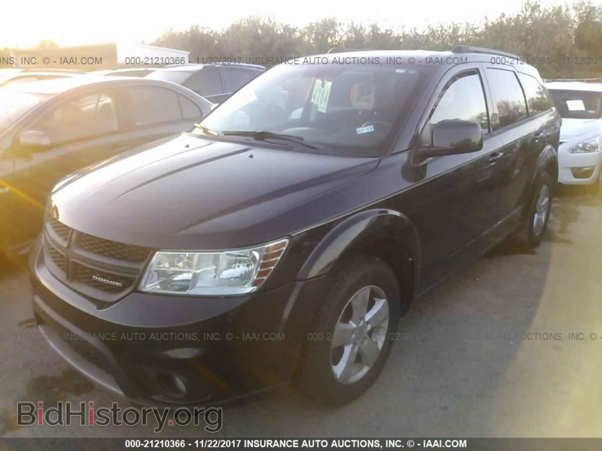2012 Dodge Journey - VIN: 3C4PDCBG2CT186954 - Фото 2