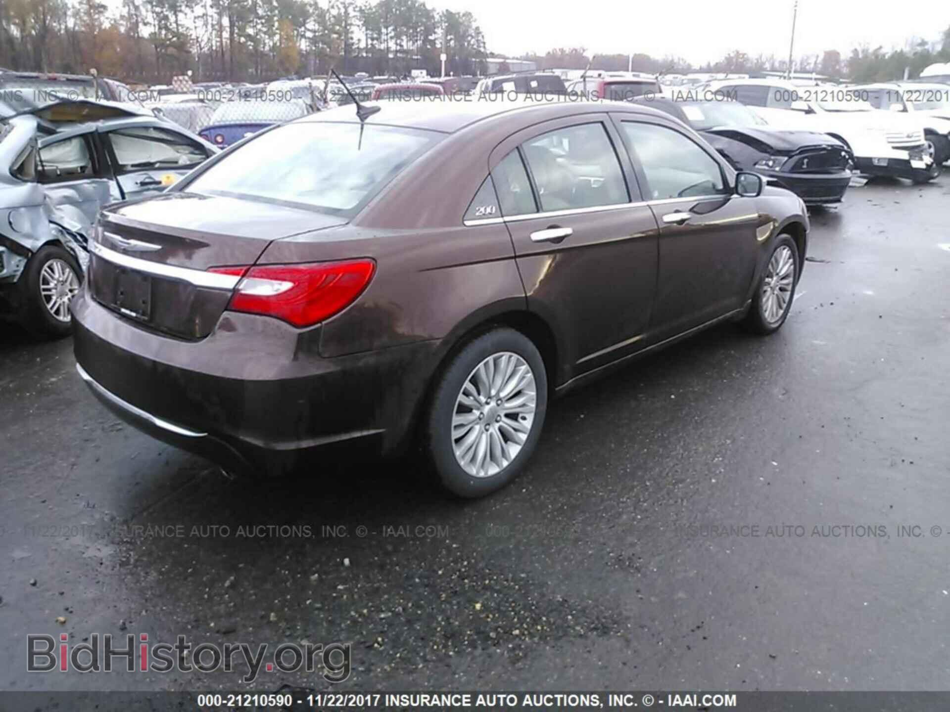 2013 Chrysler 200 - VIN: 1C3CCBCG0DN547114 - Фото 4