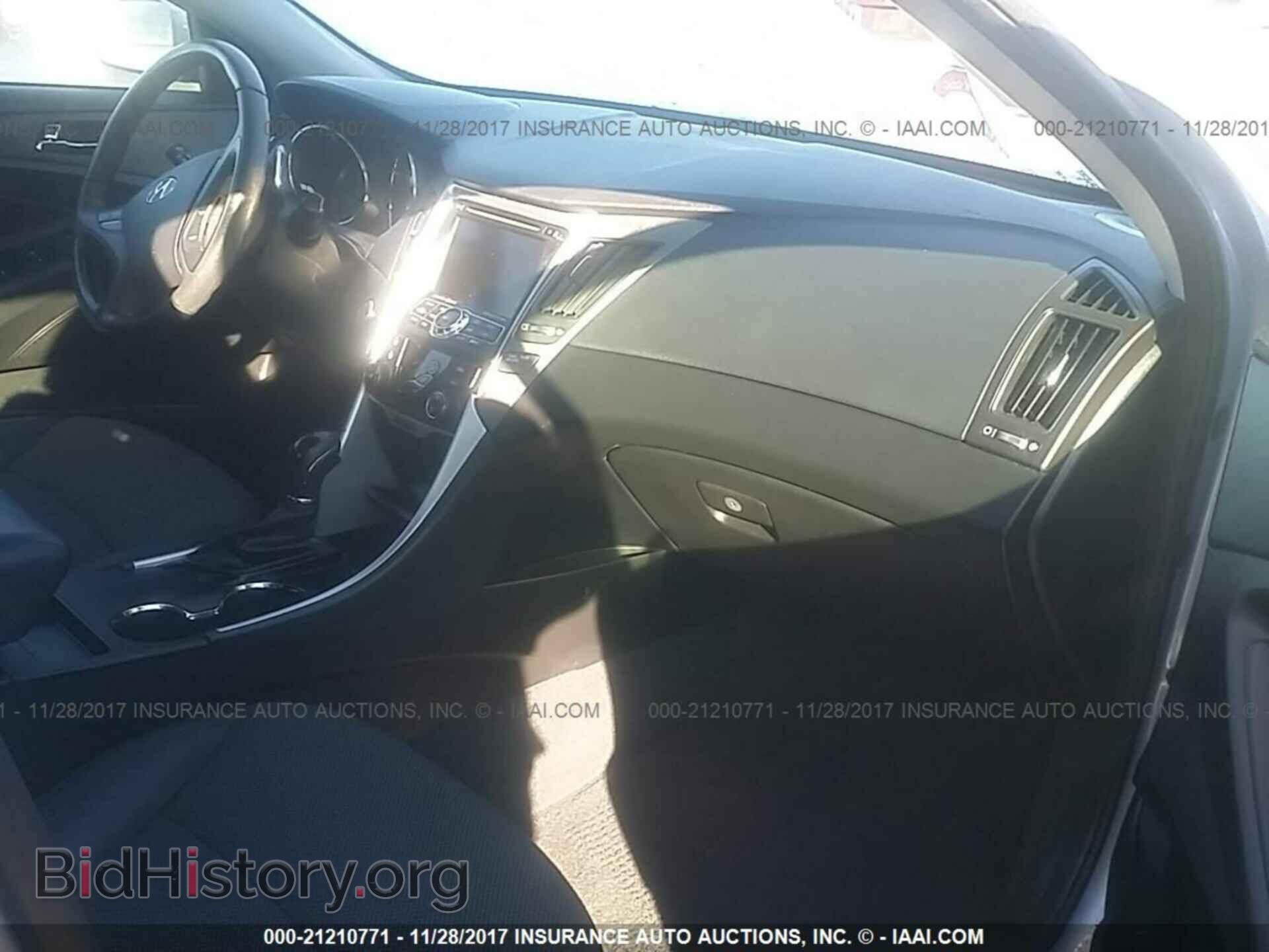 2012 Hyundai Sonata - VIN: 5NPEC4AC0CH442992 - Фото 5
