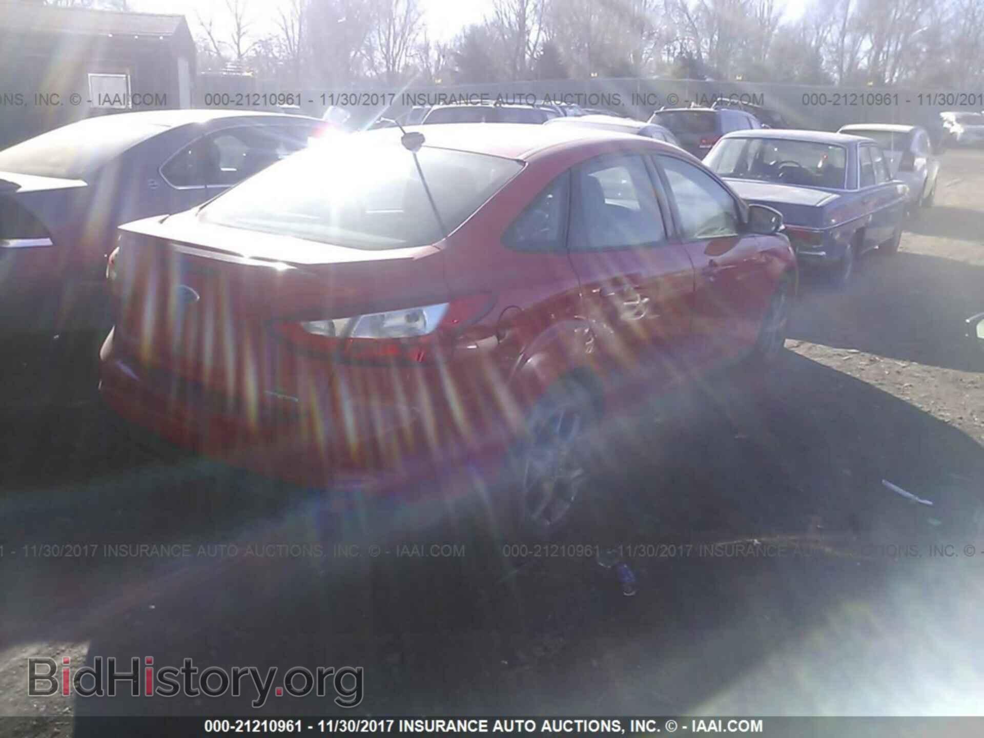 2013 Ford Focus - VIN: 1FADP3F20DL237153 - Photo 4