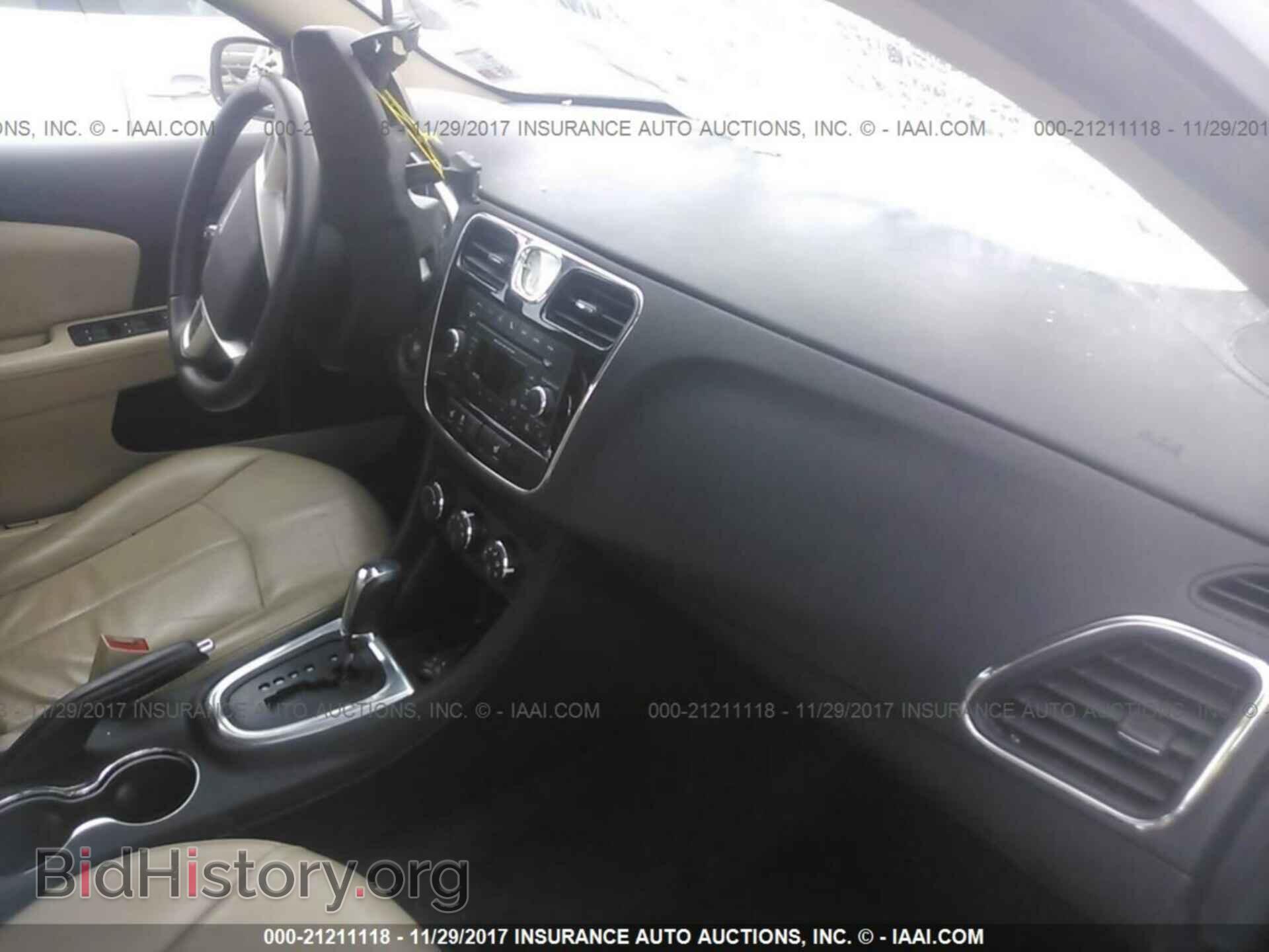 2013 Chrysler 200 - VIN: 1C3CCBCG7DN615098 - Photo 5