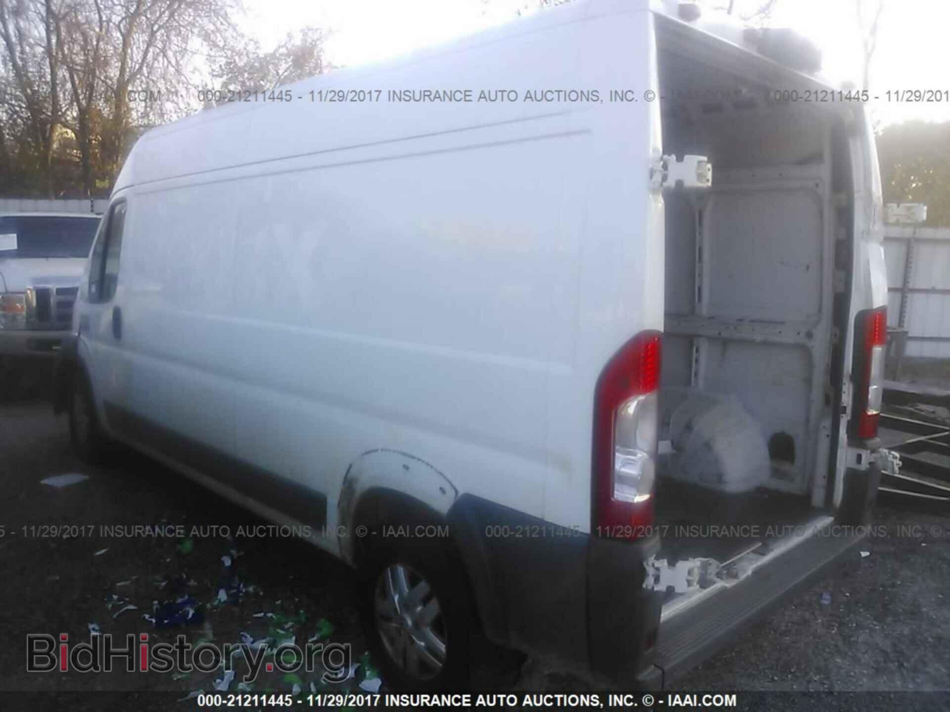 2014 Ram Promaster - VIN: 3C6URVHG7EE117473 - Фото 3