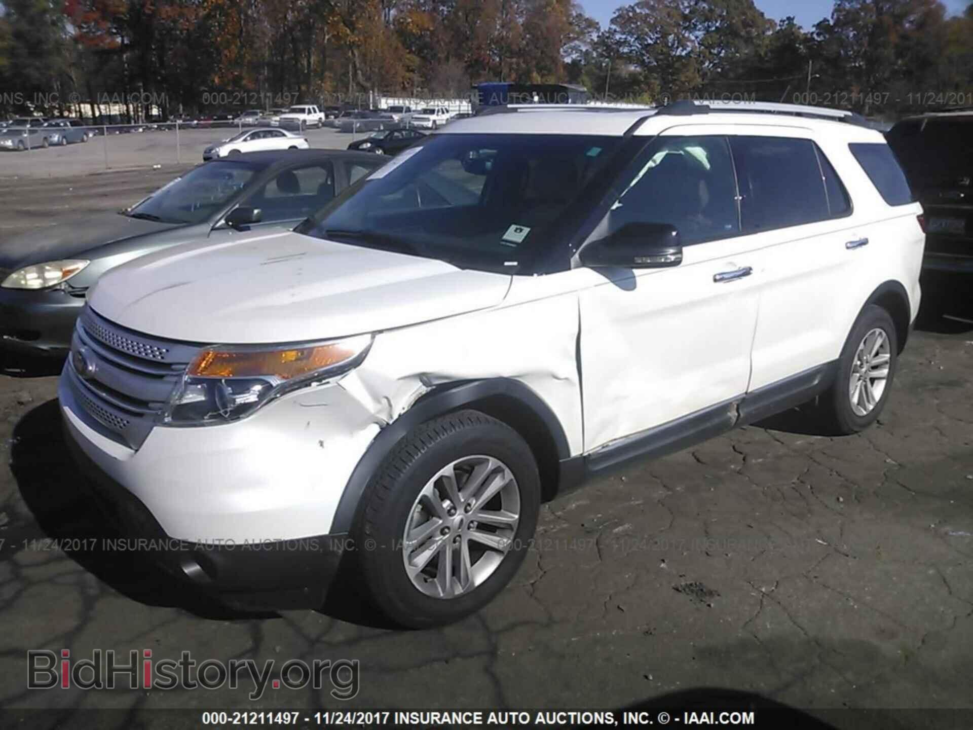 2012 Ford Explorer - VIN: 1FMHK7D90CGA03549 - Фото 2