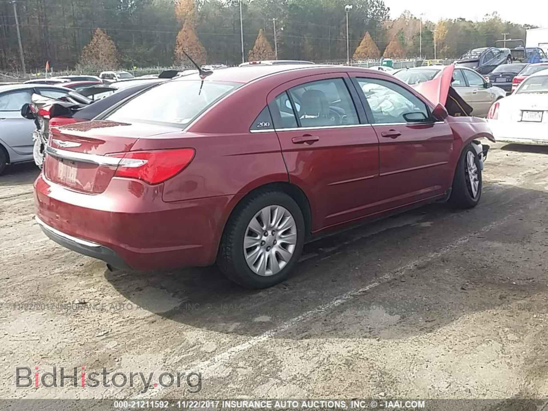 2014 Chrysler 200 - VIN: 1C3CCBAB4EN204749 - Фото 4