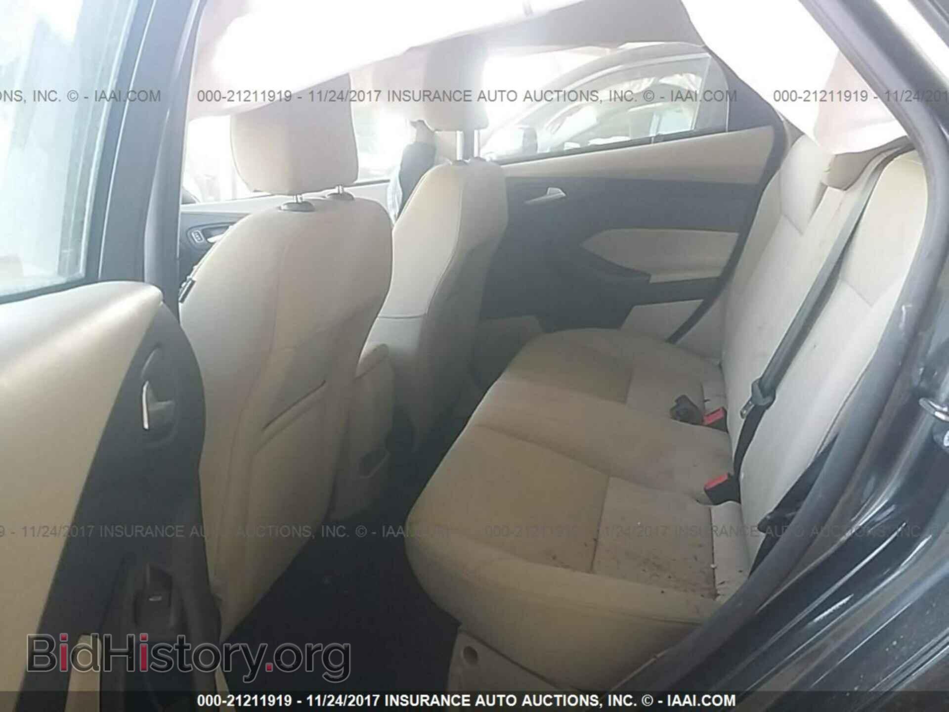 2017 Ford Focus - VIN: 1FADP3FE3HL282135 - Photo 8