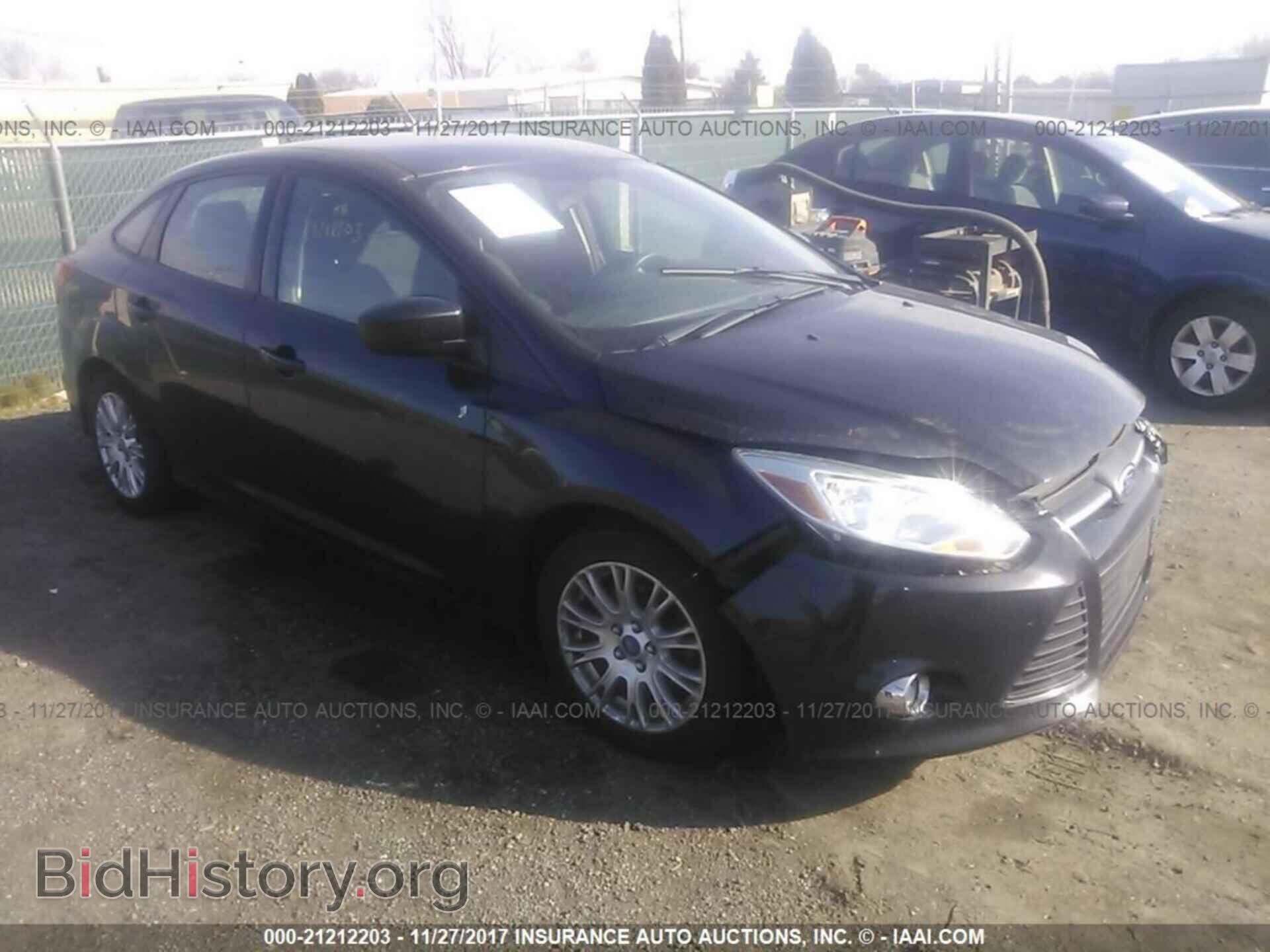 Photo 1FAHP3F29CL169127 - Ford Focus 2012