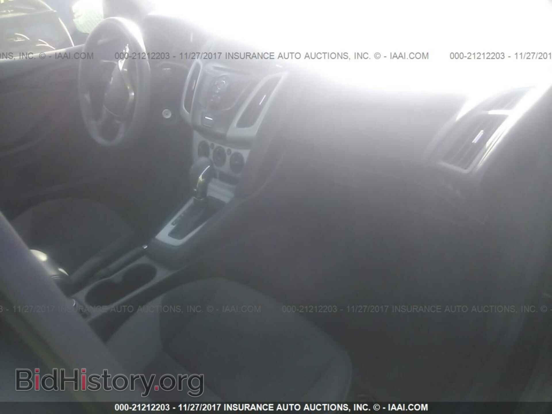 2012 Ford Focus - VIN: 1FAHP3F29CL169127 - Photo 5