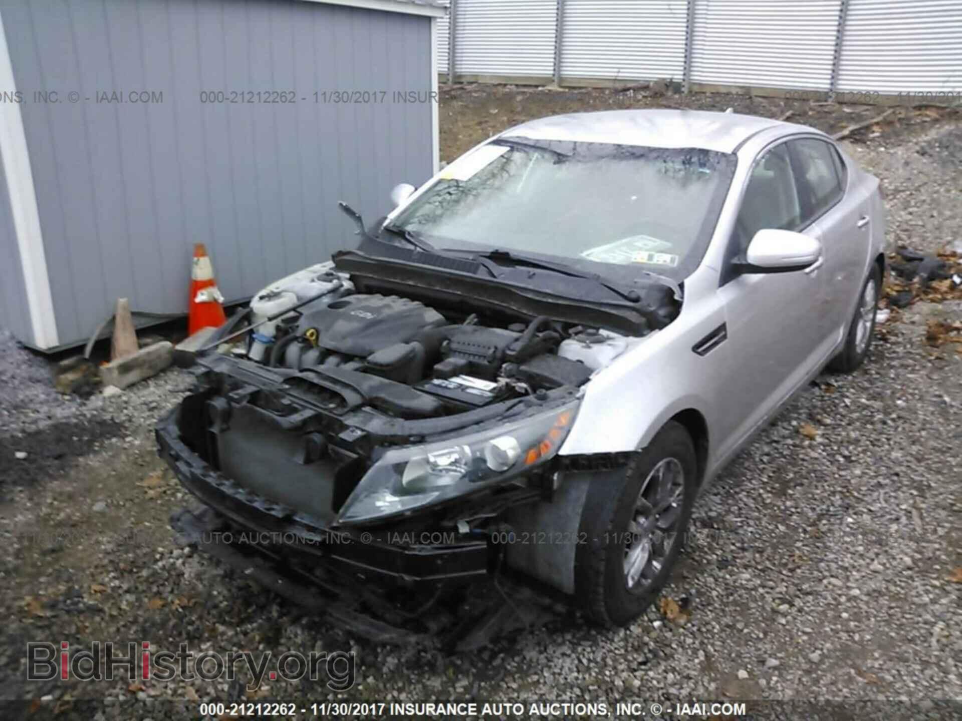 2013 Kia Optima - VIN: KNAGM4A75D5302055 - Photo 2