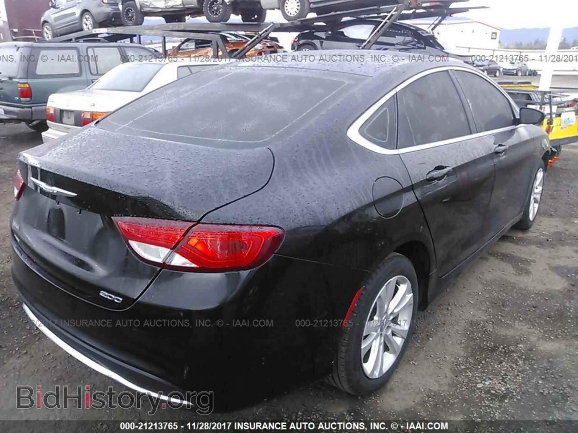 2015 Chrysler 200 - VIN: 1C3CCCAB4FN576308 - Photo 4