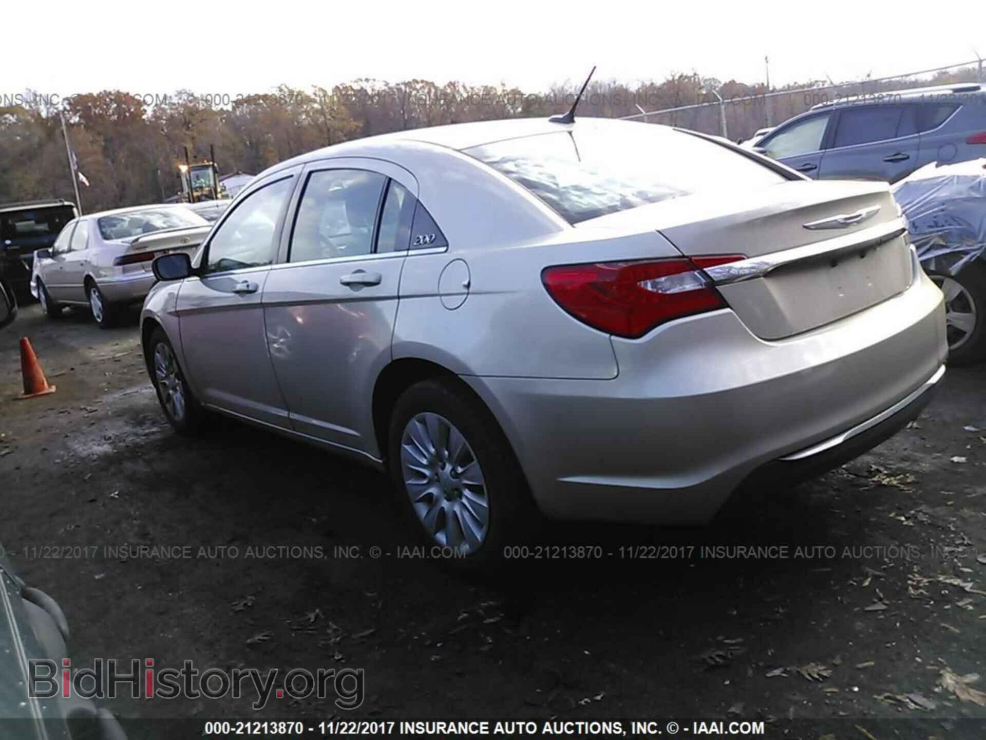 2013 Chrysler 200 - VIN: 1C3CCBAB2DN691528 - Photo 3