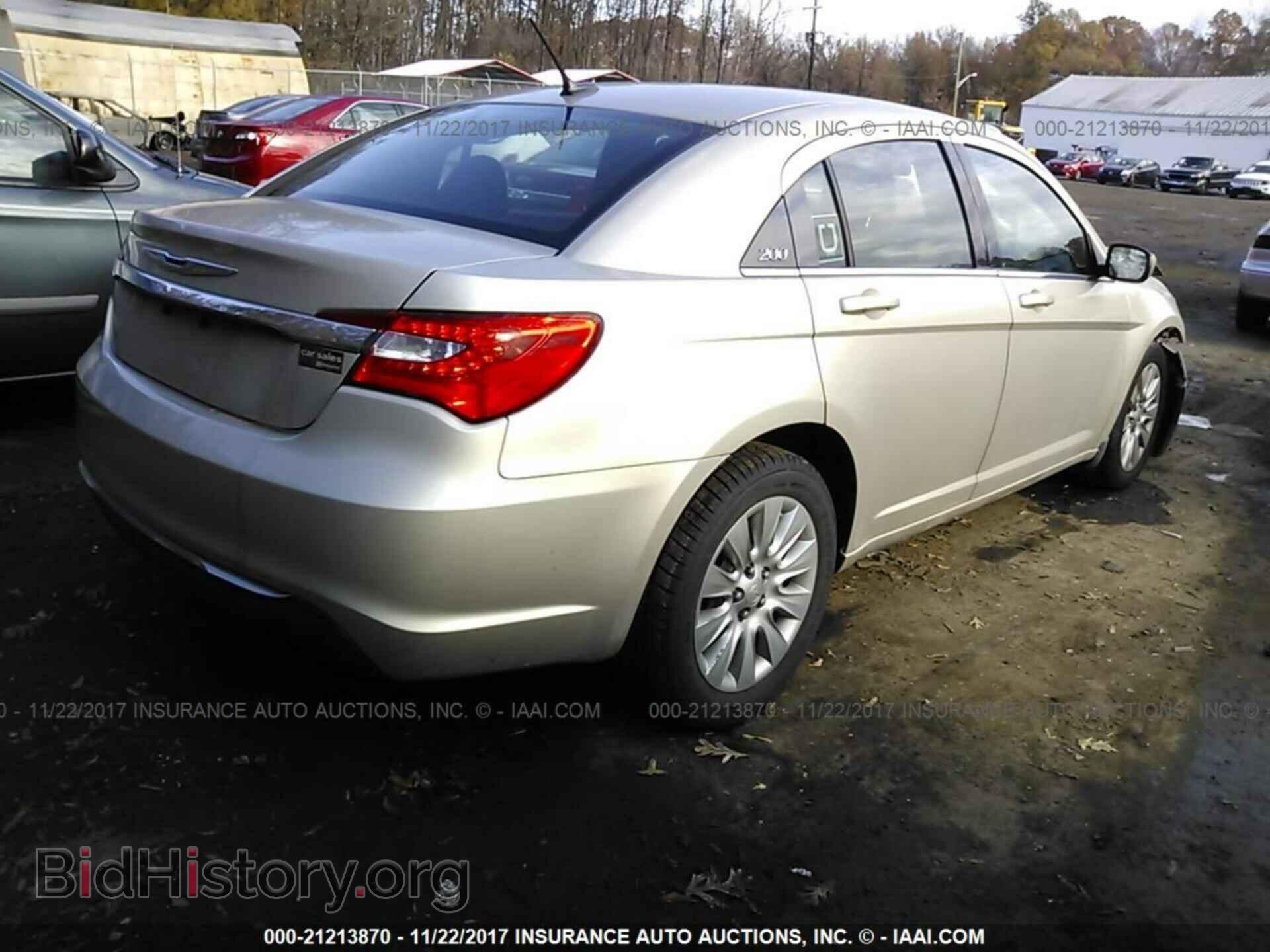 2013 Chrysler 200 - VIN: 1C3CCBAB2DN691528 - Photo 4