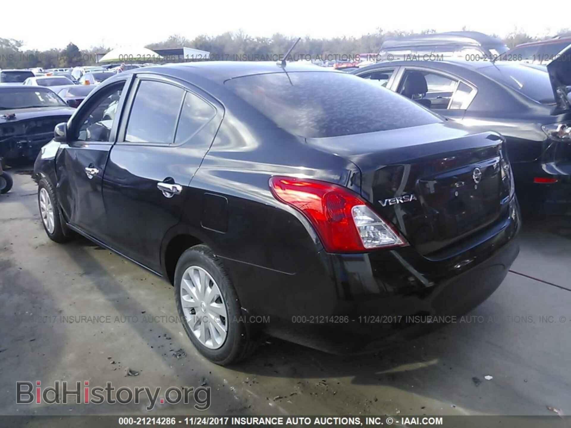 2012 Nissan Versa - VIN: 3N1CN7AP1CL882941 - Фото 3