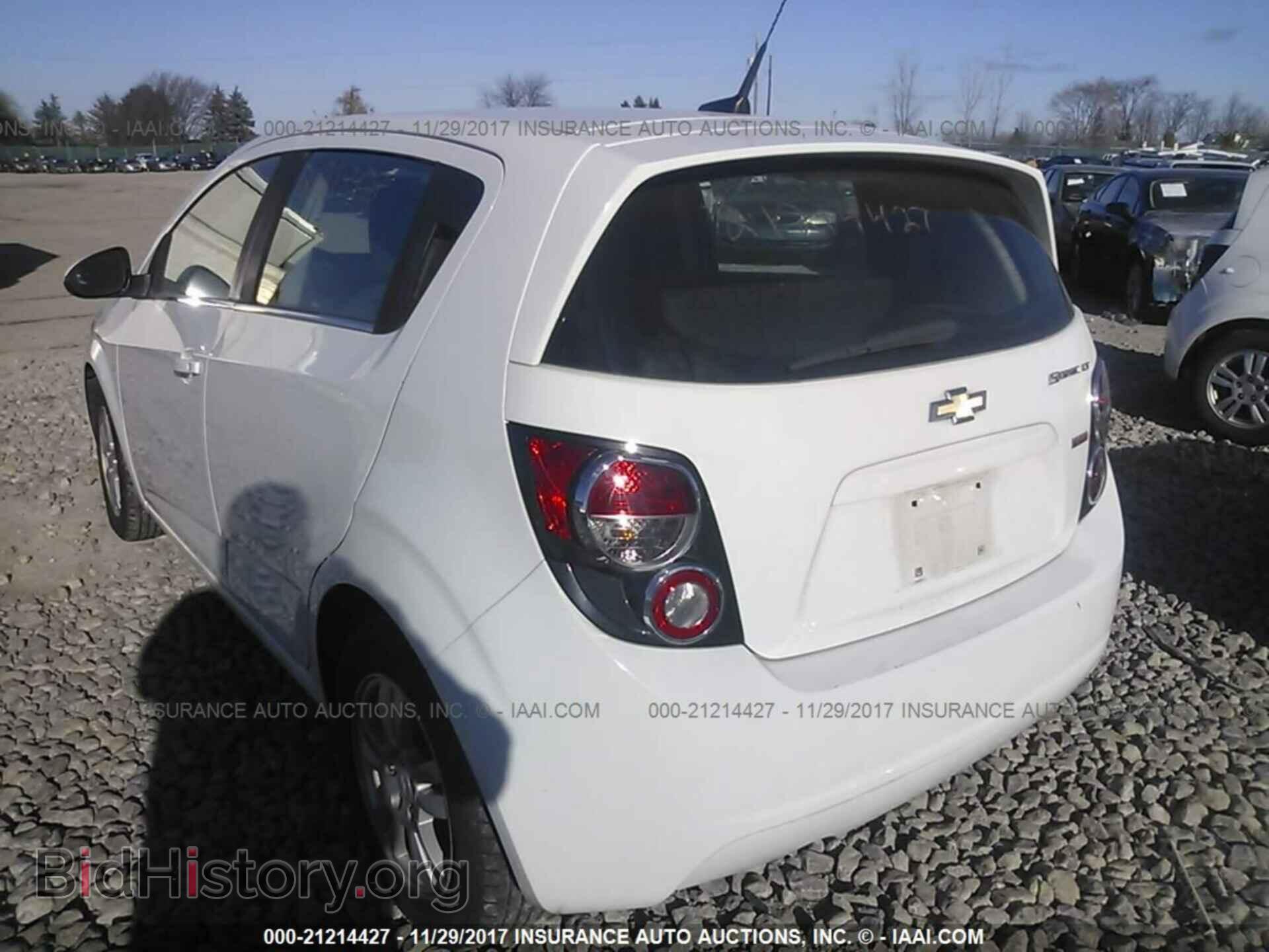 2014 Chevrolet Sonic - VIN: 1G1JC6SB7E4192488 - Фото 3