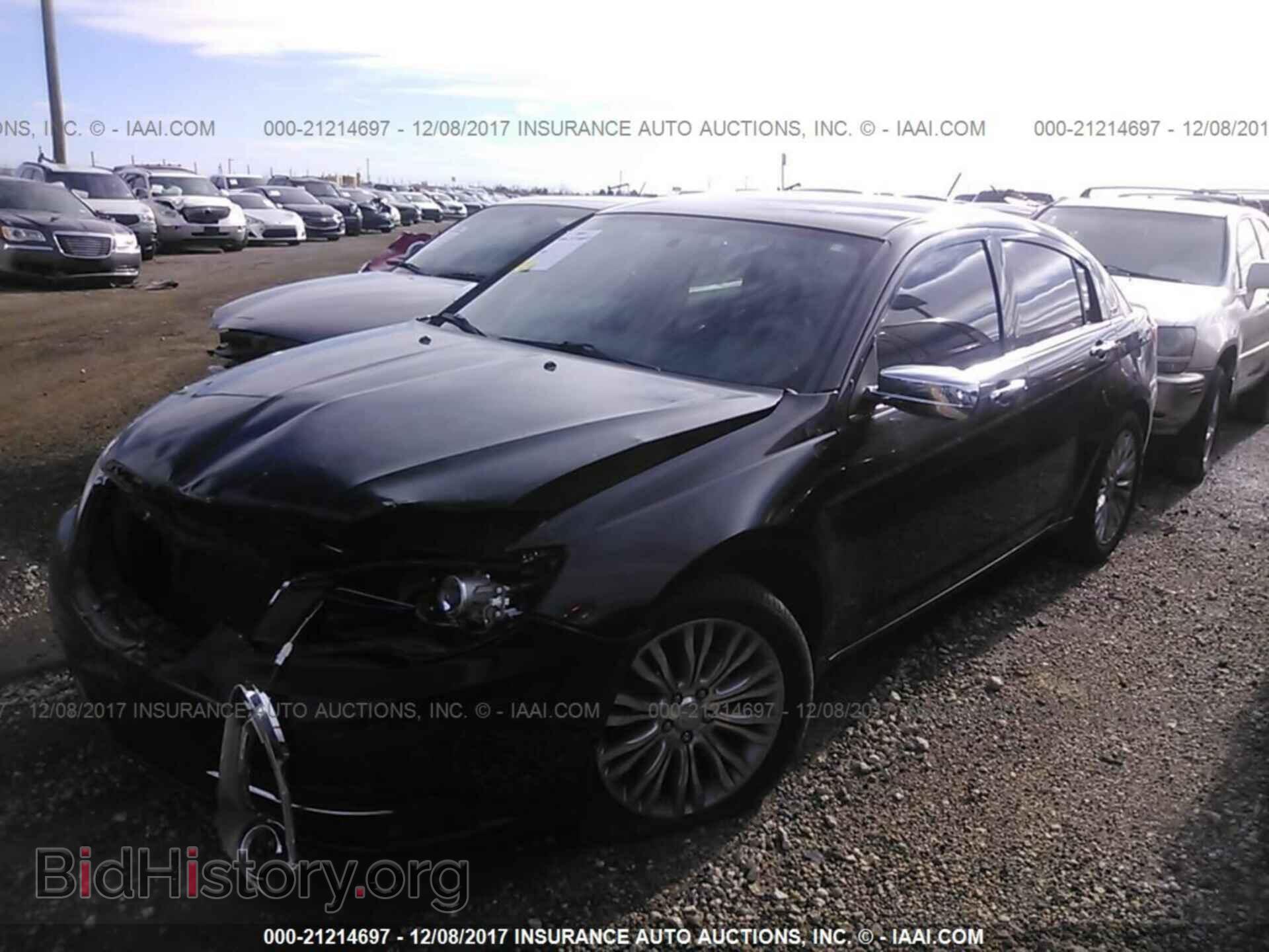 2012 Chrysler 200 - VIN: 1C3CCBCB6CN271069 - Фото 2