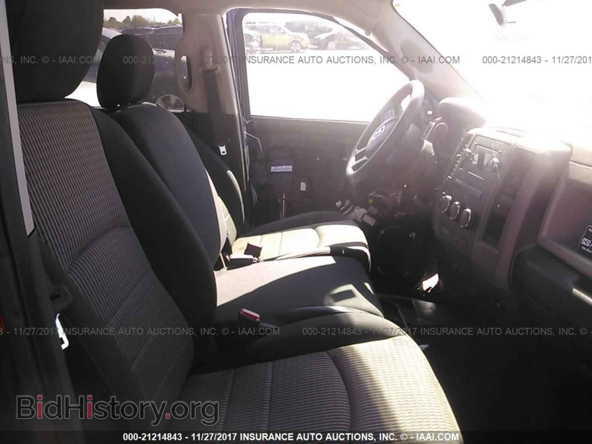 2012 Dodge Ram 1500 - VIN: 1C6RD6KP9CS159902 - Фото 5