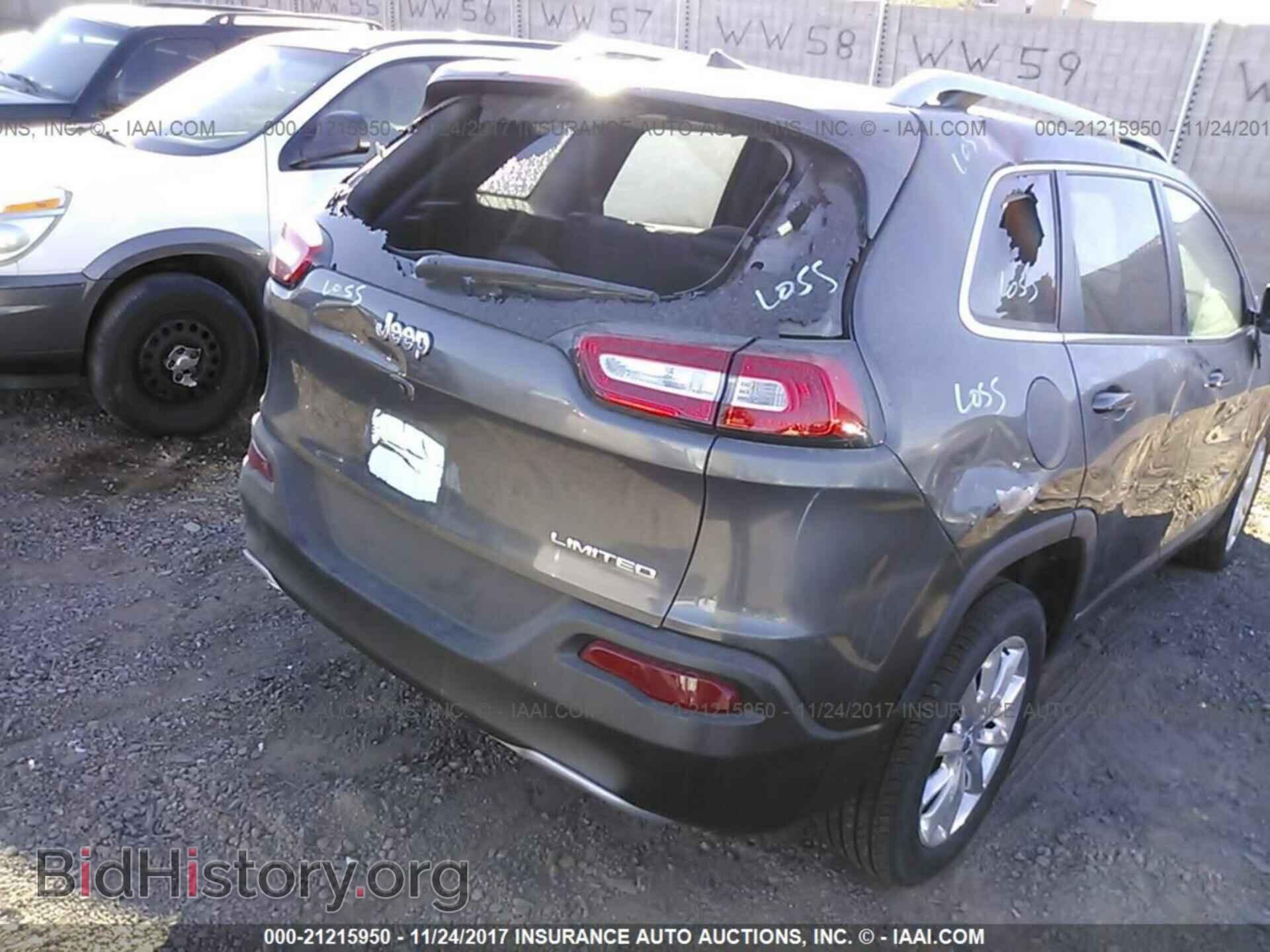 2017 Jeep Cherokee - VIN: 1C4PJLDB3HW513986 - Photo 6