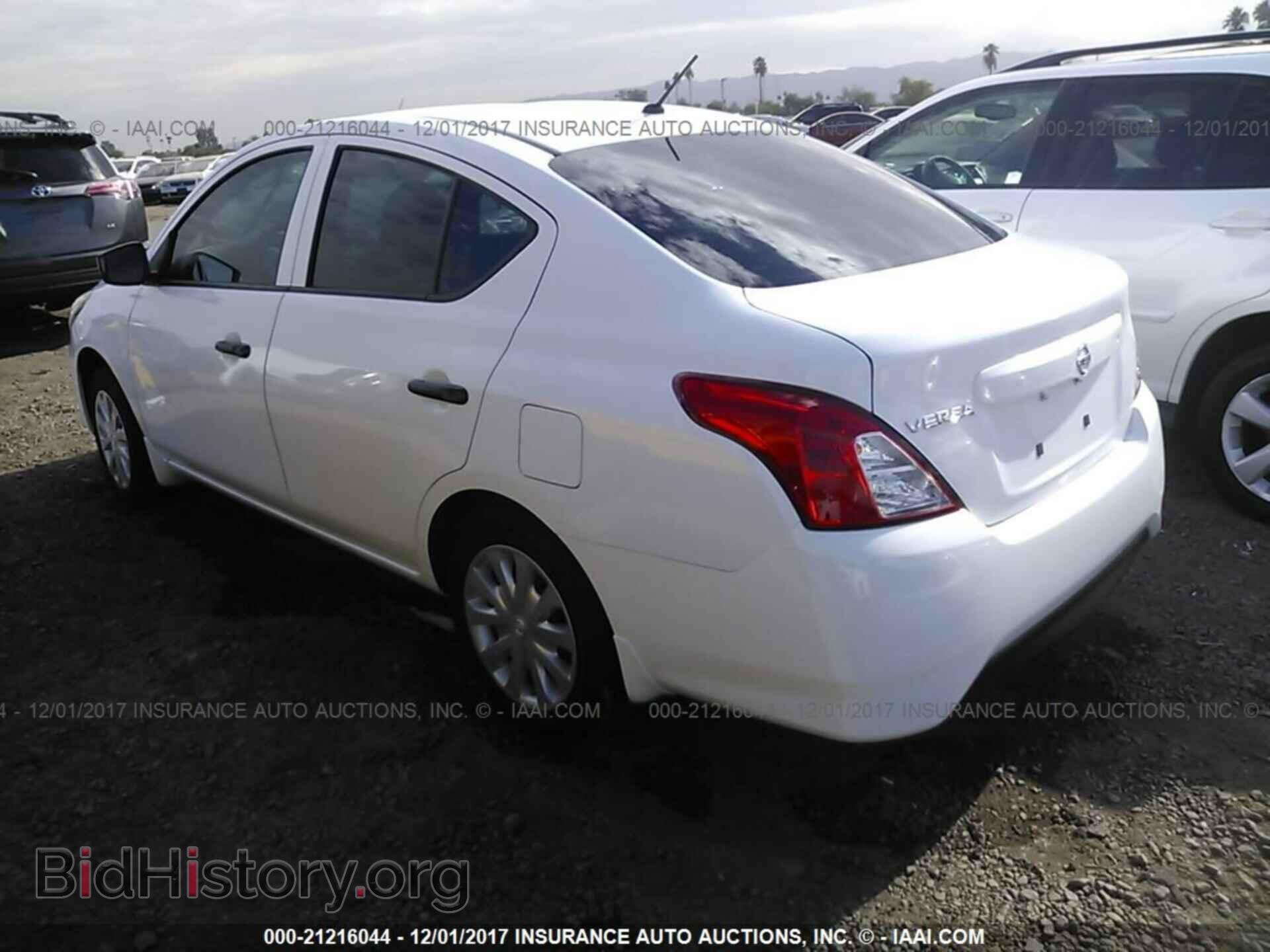 2017 Nissan Versa - VIN: 3N1CN7AP1HL903844 - Фото 3