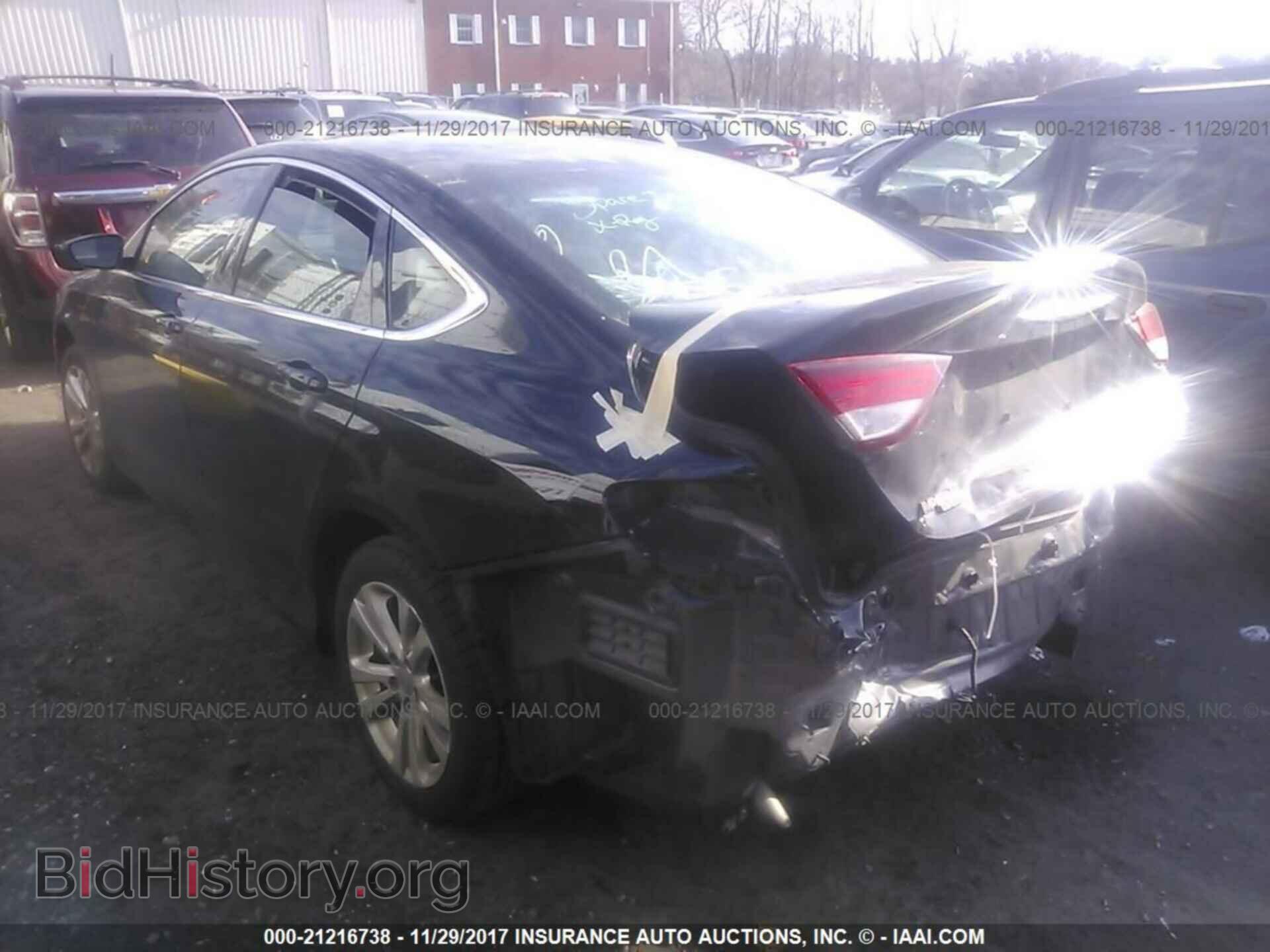 2015 Chrysler 200 - VIN: 1C3CCCAB9FN755895 - Photo 3