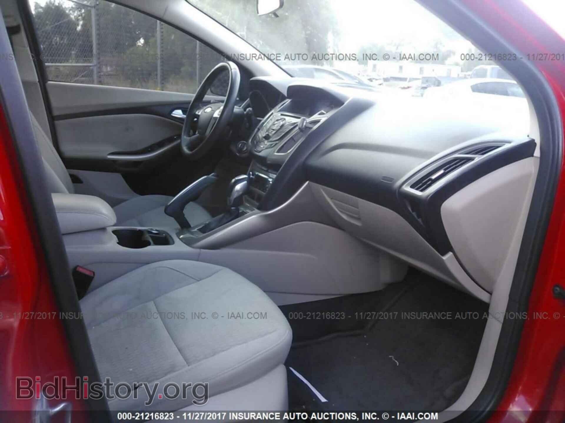 2012 Ford Focus - VIN: 1FAHP3M20CL302117 - Фото 5
