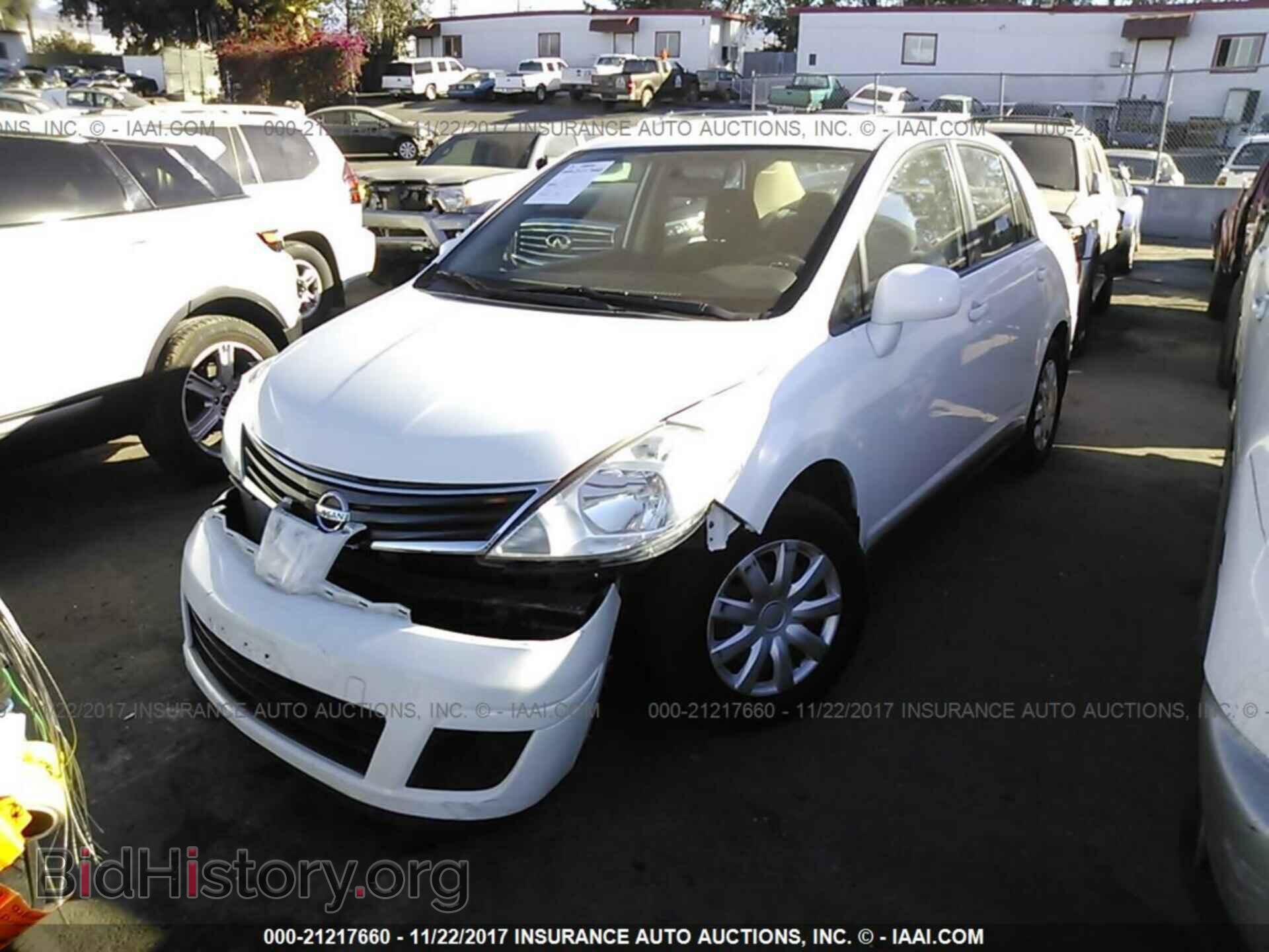 2011 Nissan Versa - VIN: 3N1BC1AP5BL451676 - Фото 2